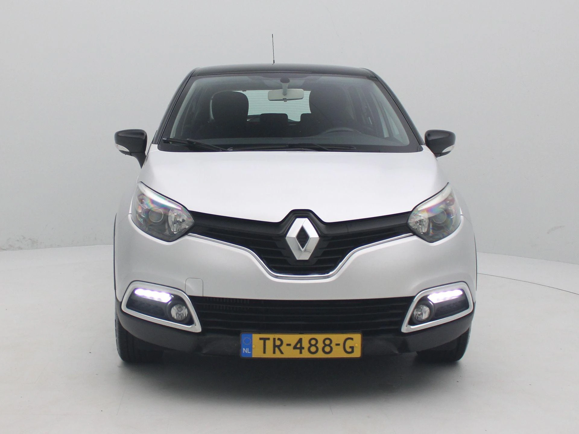 Renault-Captur-image-2