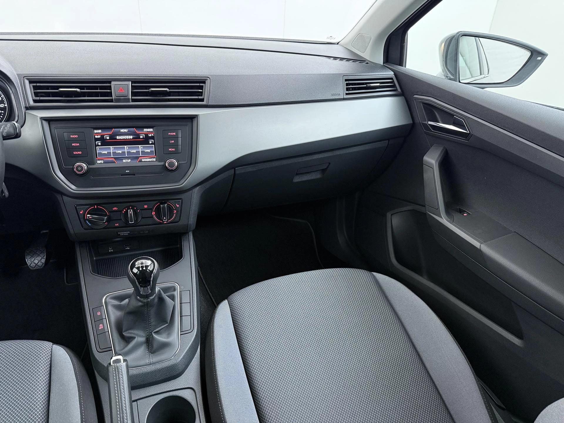 SEAT-Ibiza-image-14
