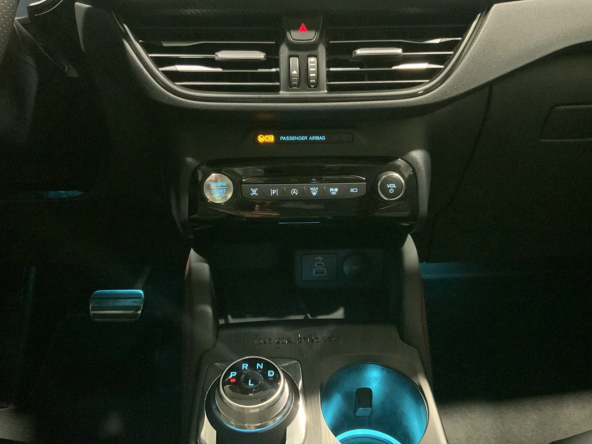 Ford-Kuga-image-13
