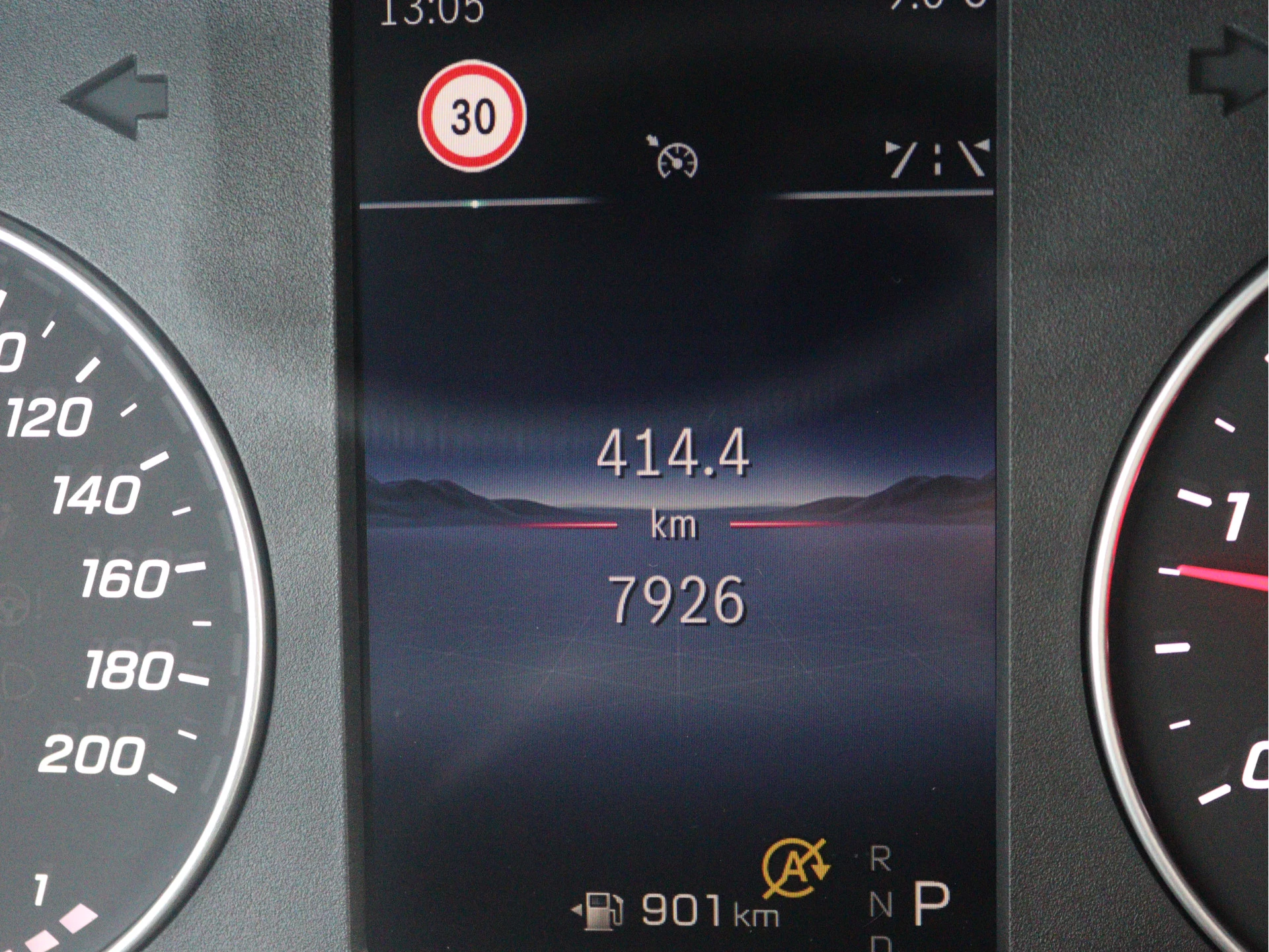 Mercedes-Benz-Sprinter-image-5