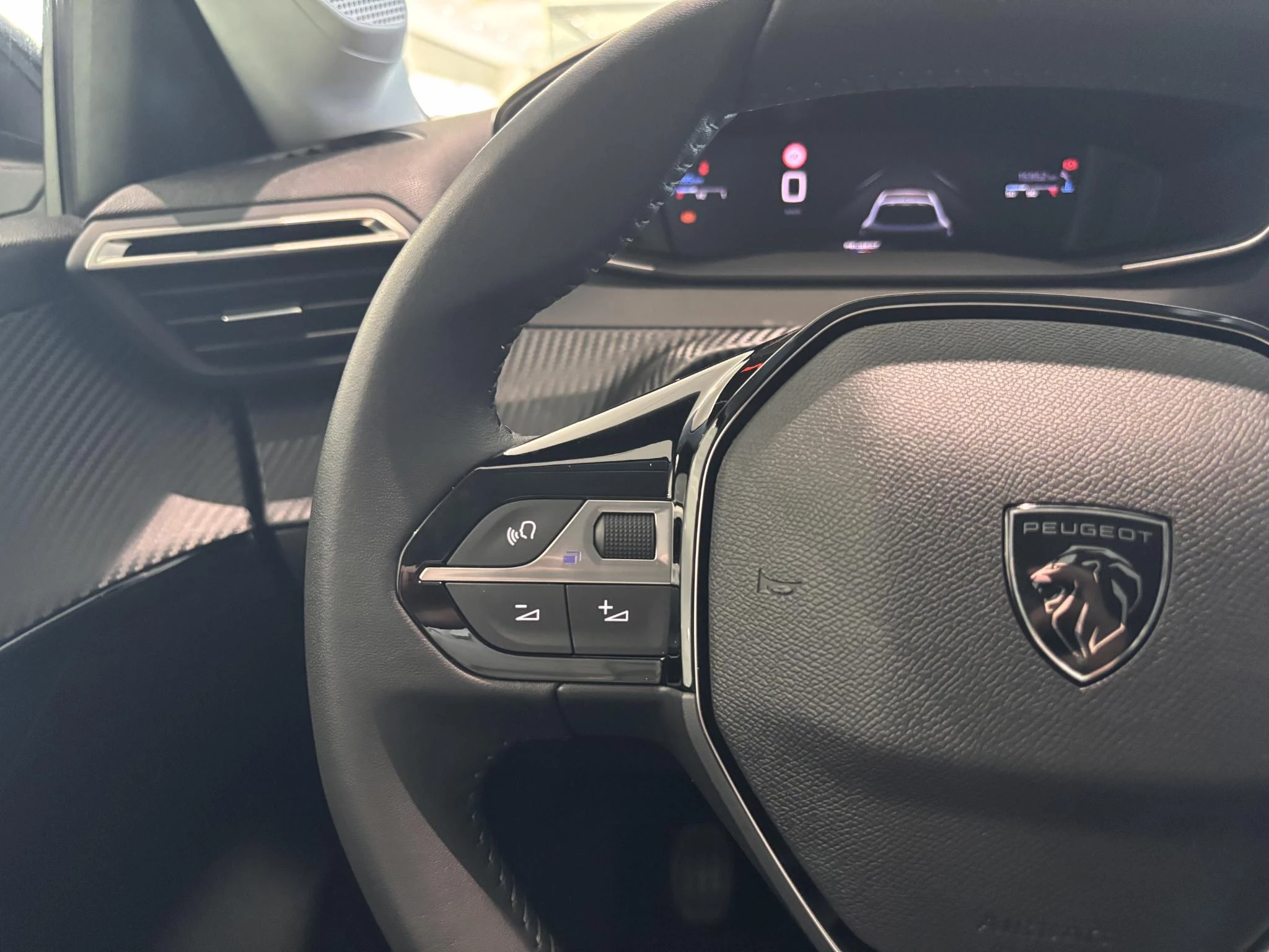 Peugeot-208-image-14