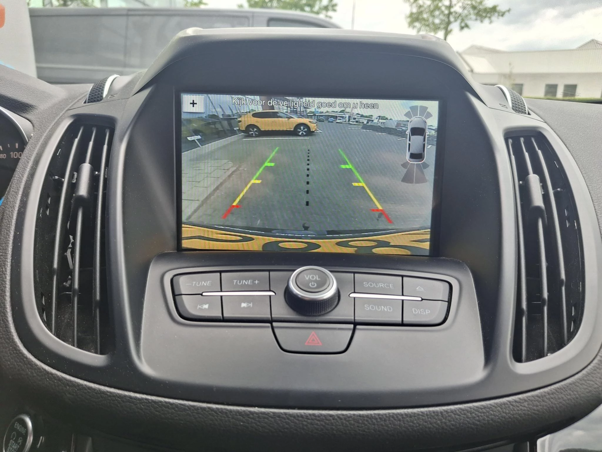 Ford-Kuga-image-19