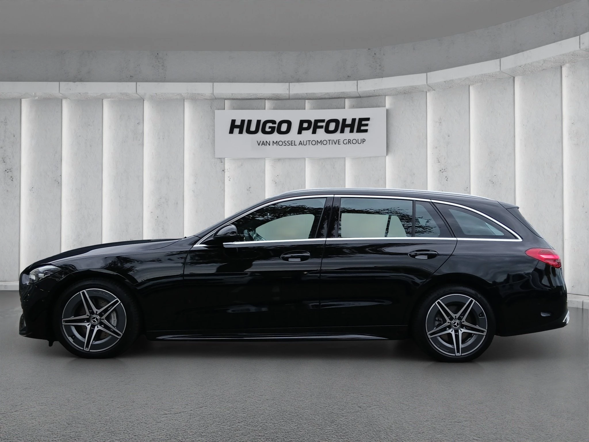 Mercedes-Benz C-Klasse 300 d T AMG Line AUT | AHK | LED | NAV