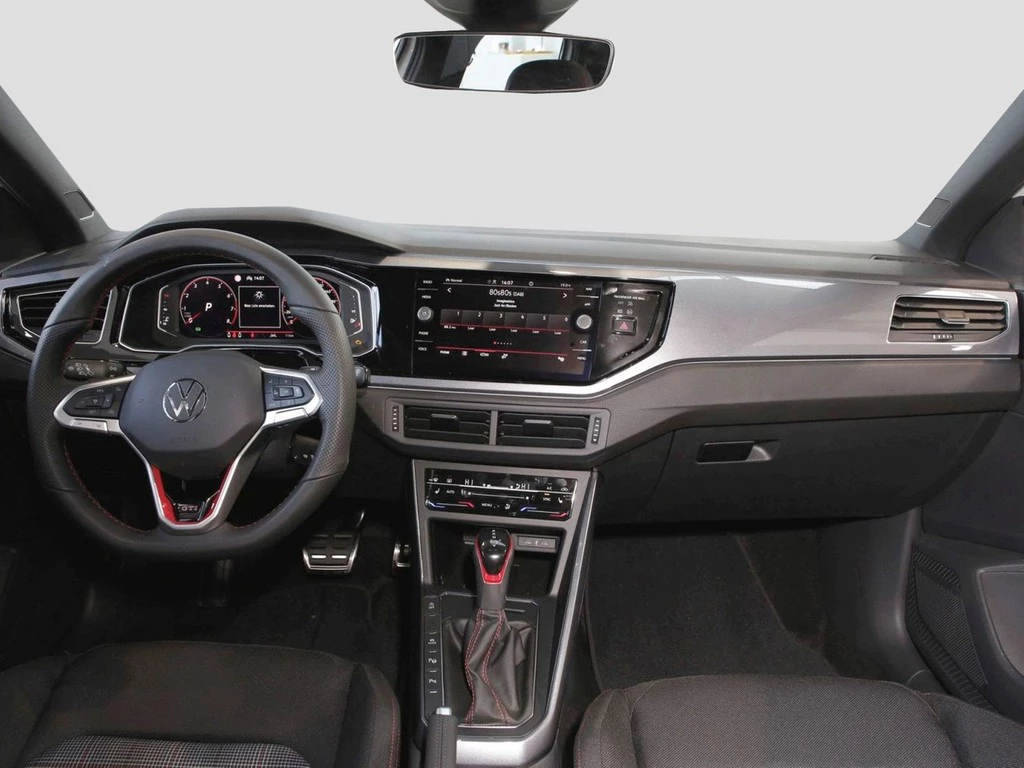 Volkswagen-Polo-image-11