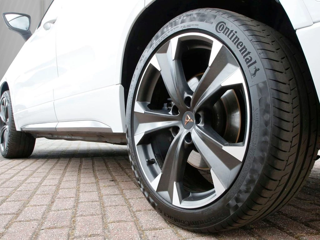 CUPRA Ateca VZ 2.0 TSI 4Drive 19"BEATS Navi+VC ACC LED 360°Kam+RFK+PDC SHZ