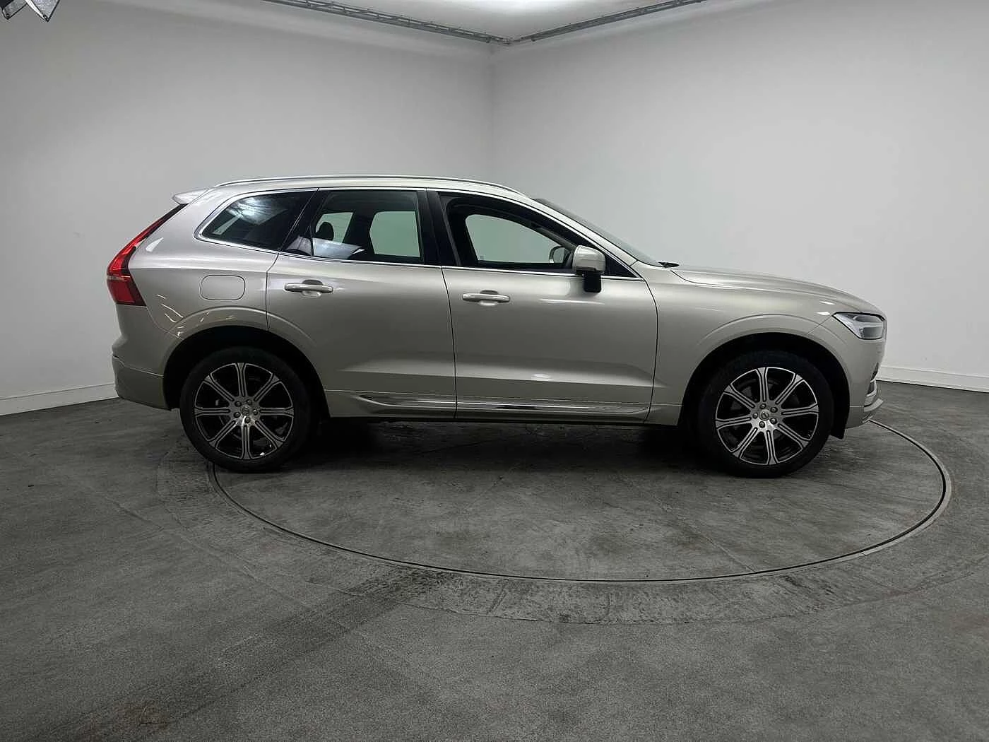 Volvo-XC60-image-13
