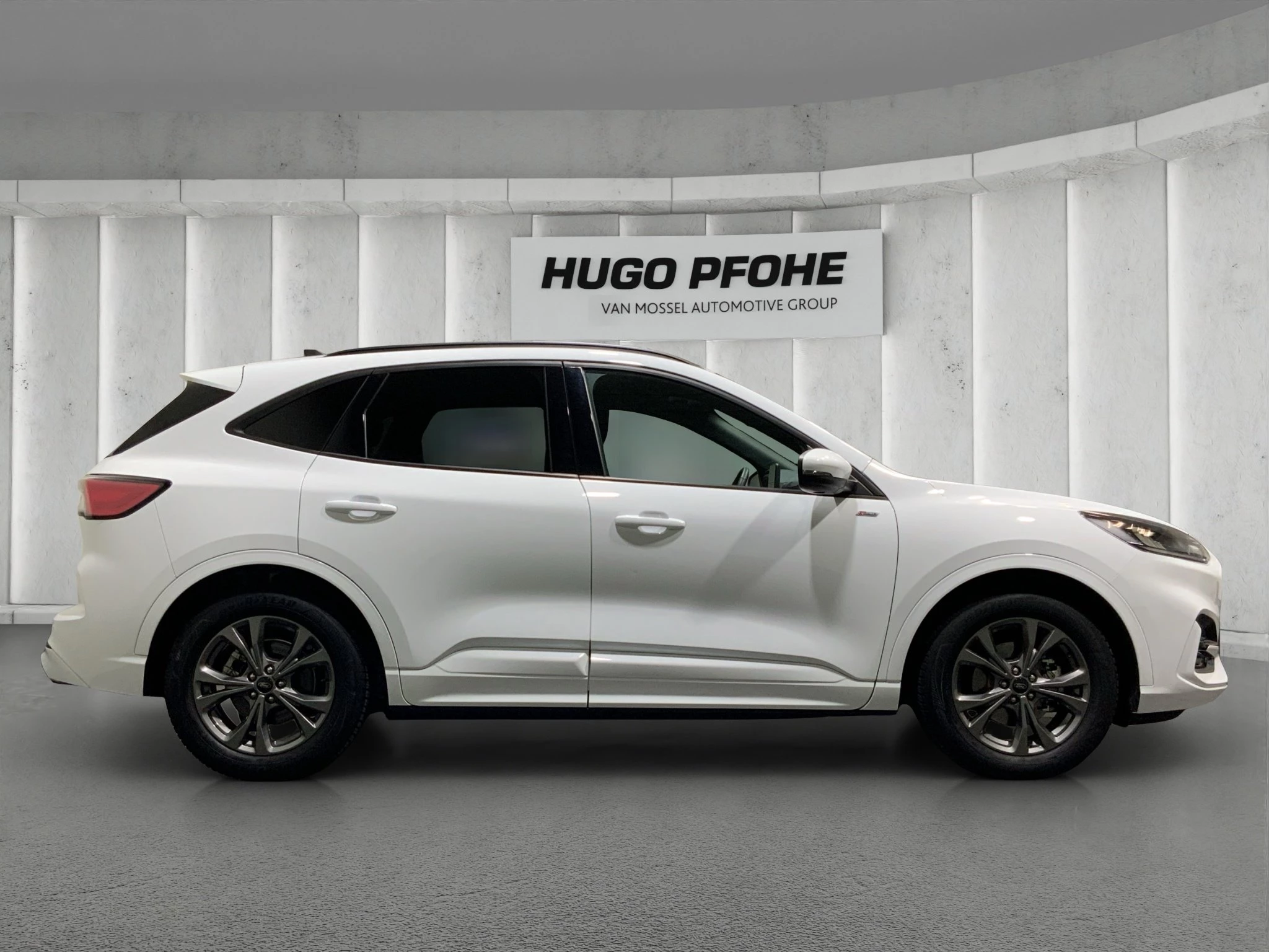 Ford Kuga ST-Line 2.5 Duratec FHEV CVT Sports Utility Vehicle. 140 kW. 5-türig