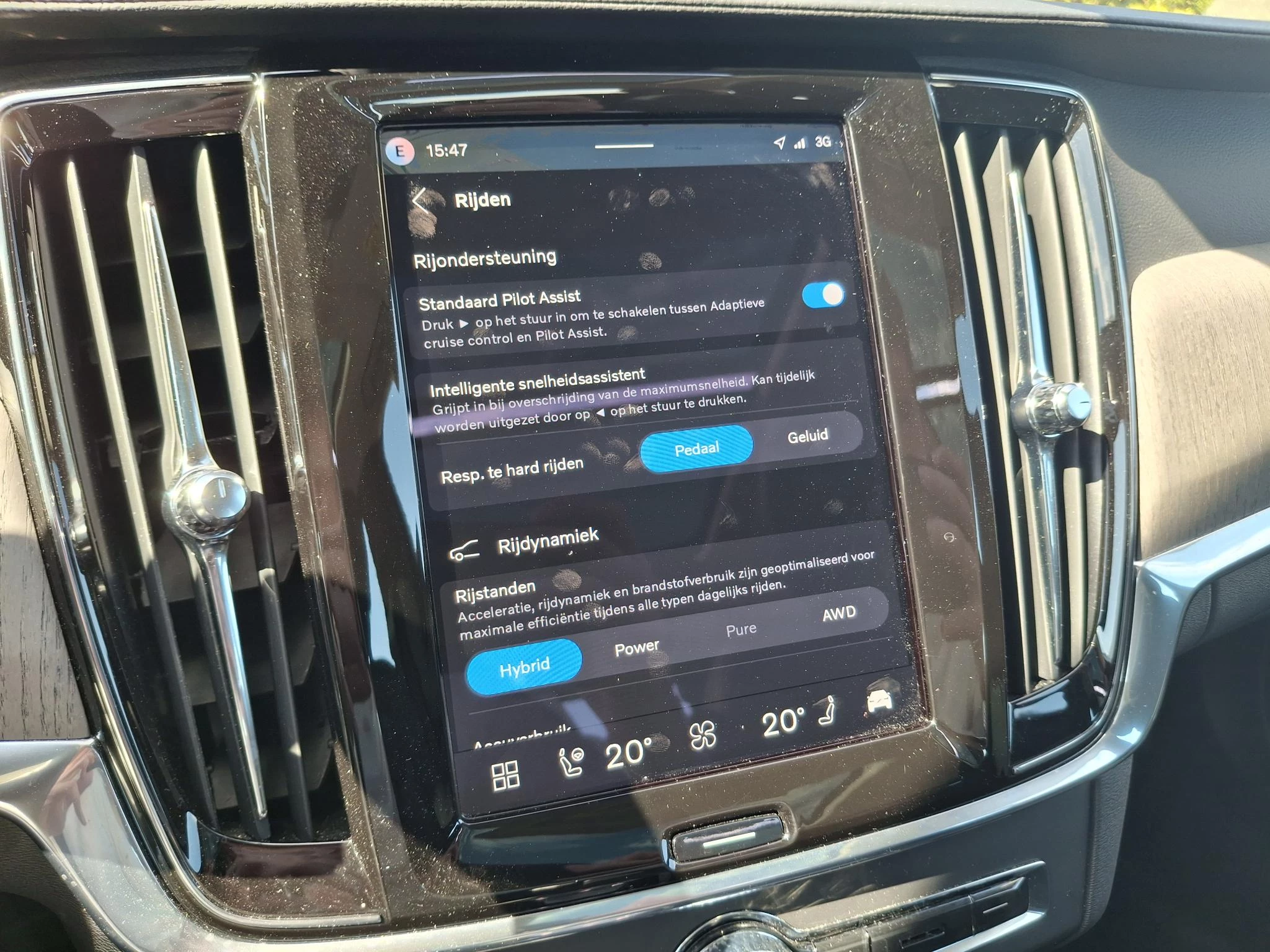 Volvo-V90-image-29