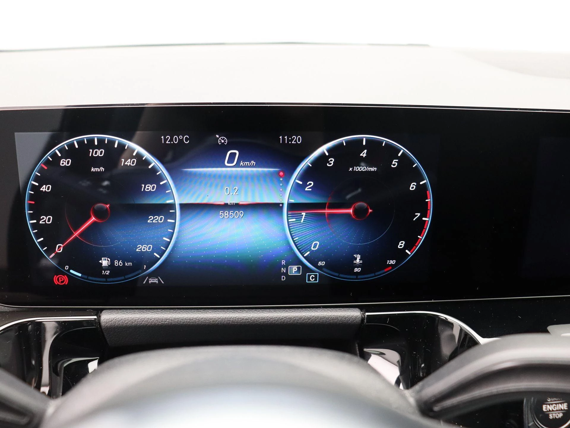 Mercedes-Benz GLA 180 AMG Line + NIGHTPAKKET + SENSOREN + CAMERA +