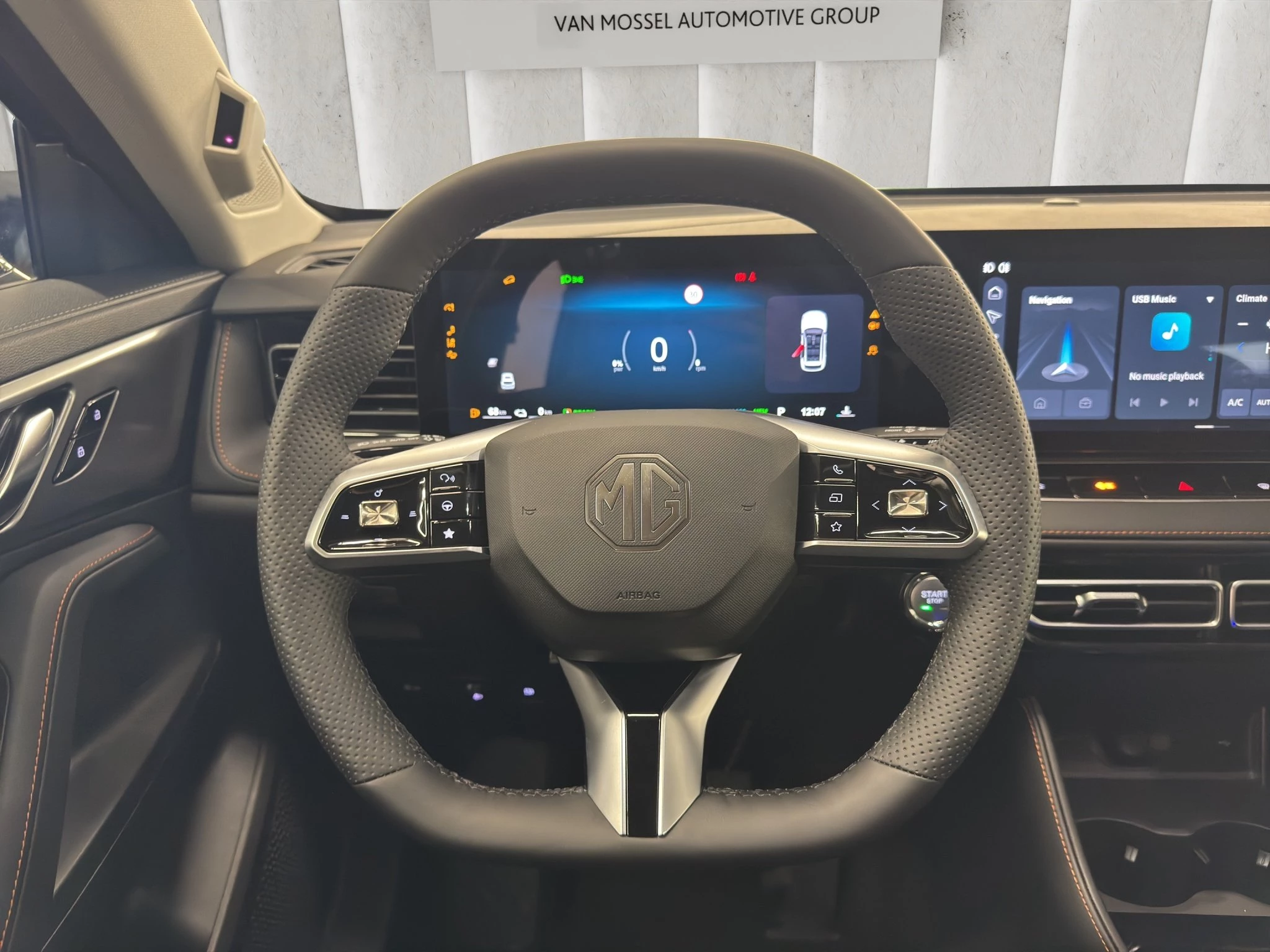 MG HS Luxury 1.5 T PHEV Sports Utility Vehicle. 200 kW. 5-türig