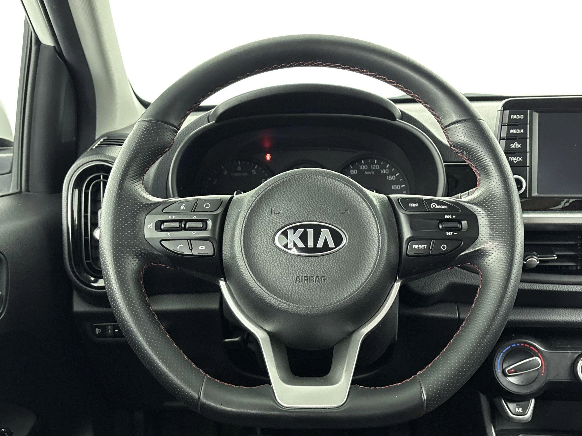 Kia-Picanto-image-13