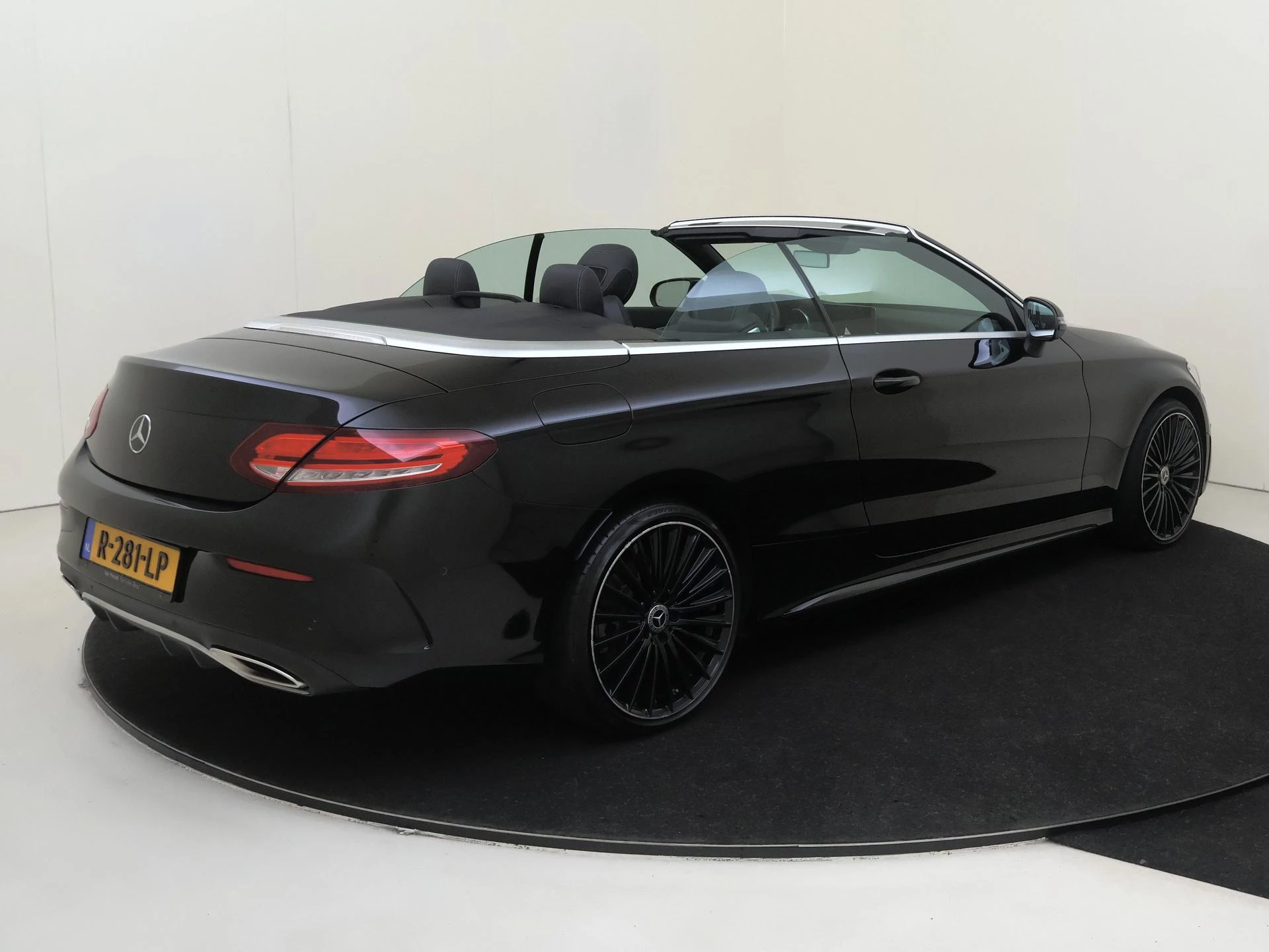 Mercedes-Benz C-Klasse Cabrio 180 Premium Plus Pack