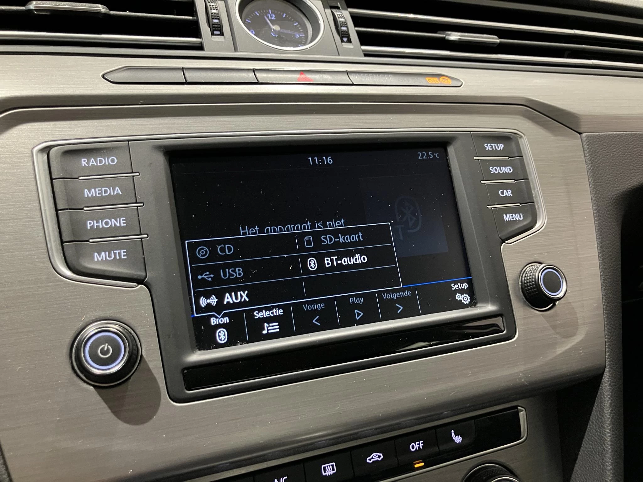 Volkswagen-Passat-image-20