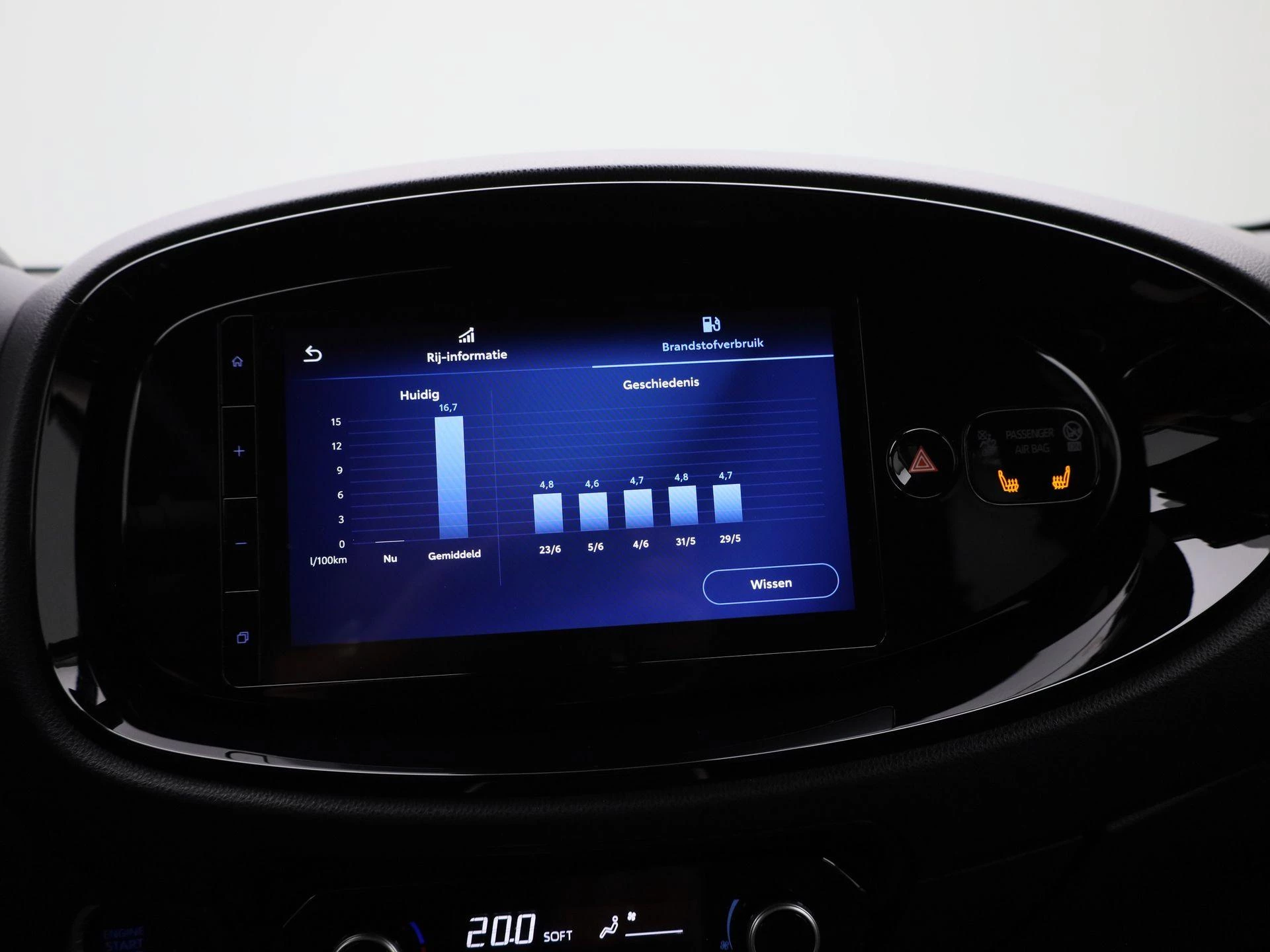 Toyota Aygo X 1.0 VVT-i MT Premium