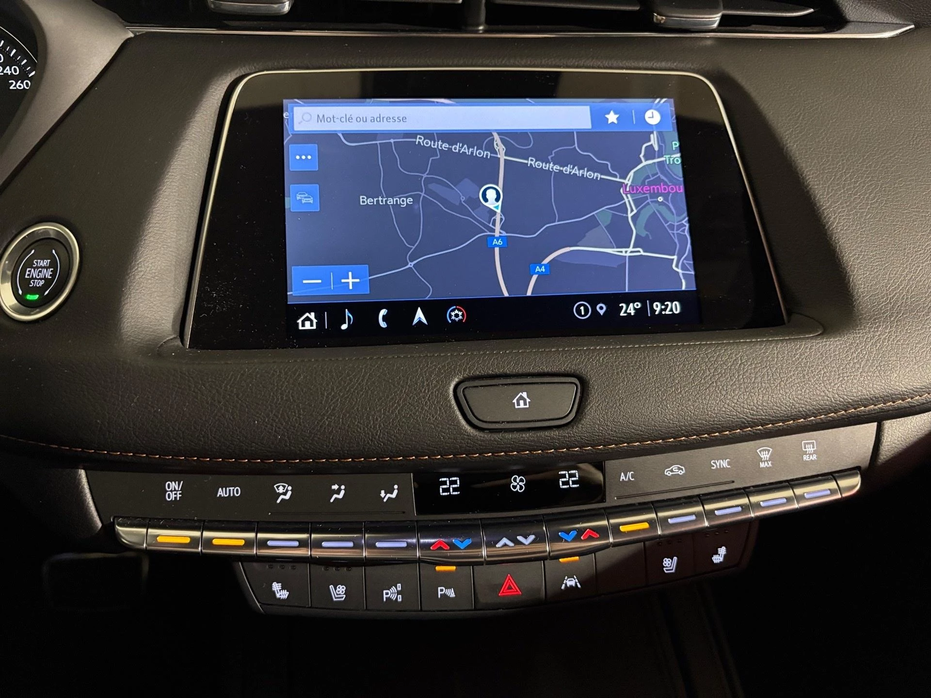 Cadillac-XT4-image-2