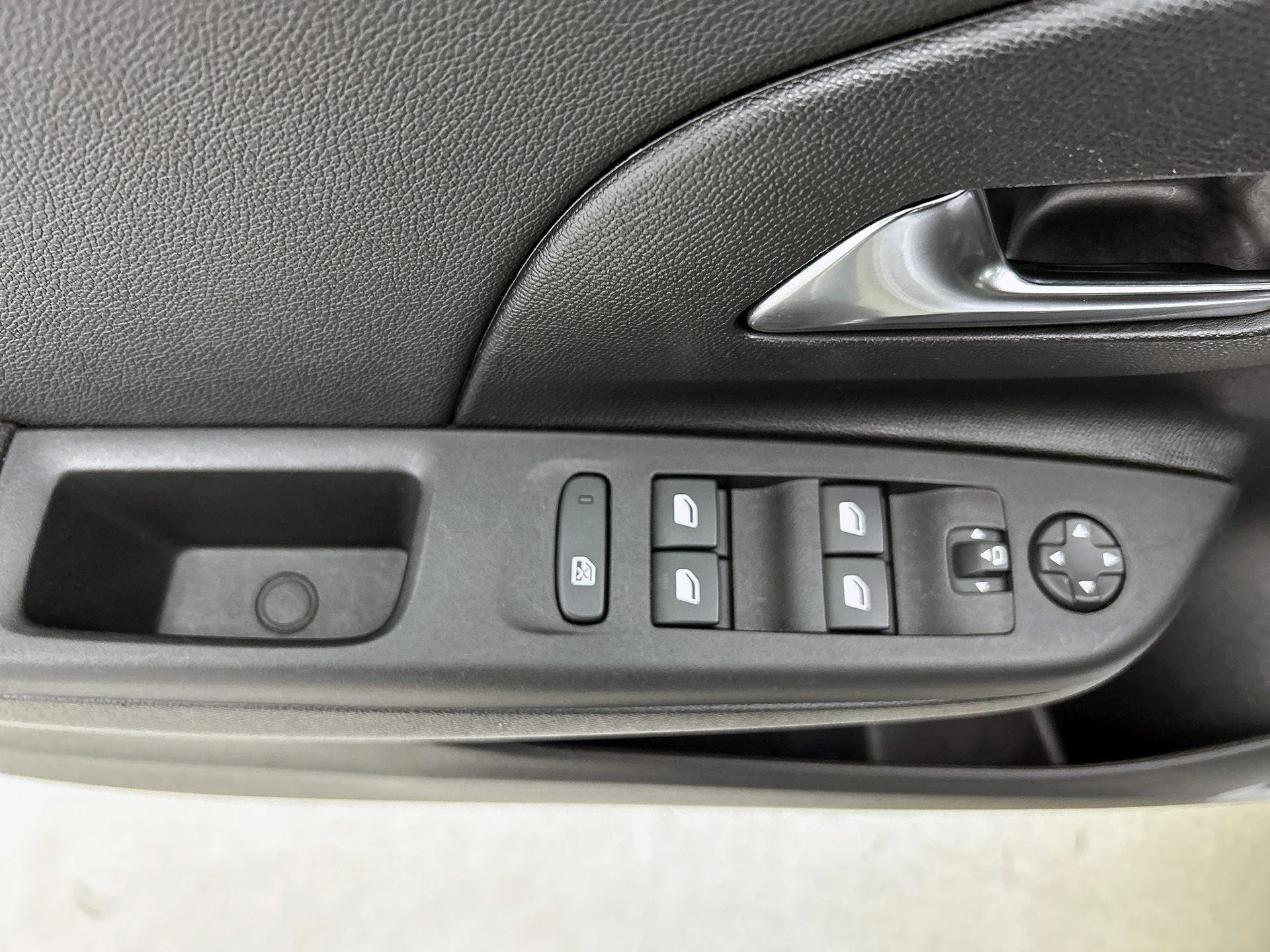 Opel-Corsa-image-28