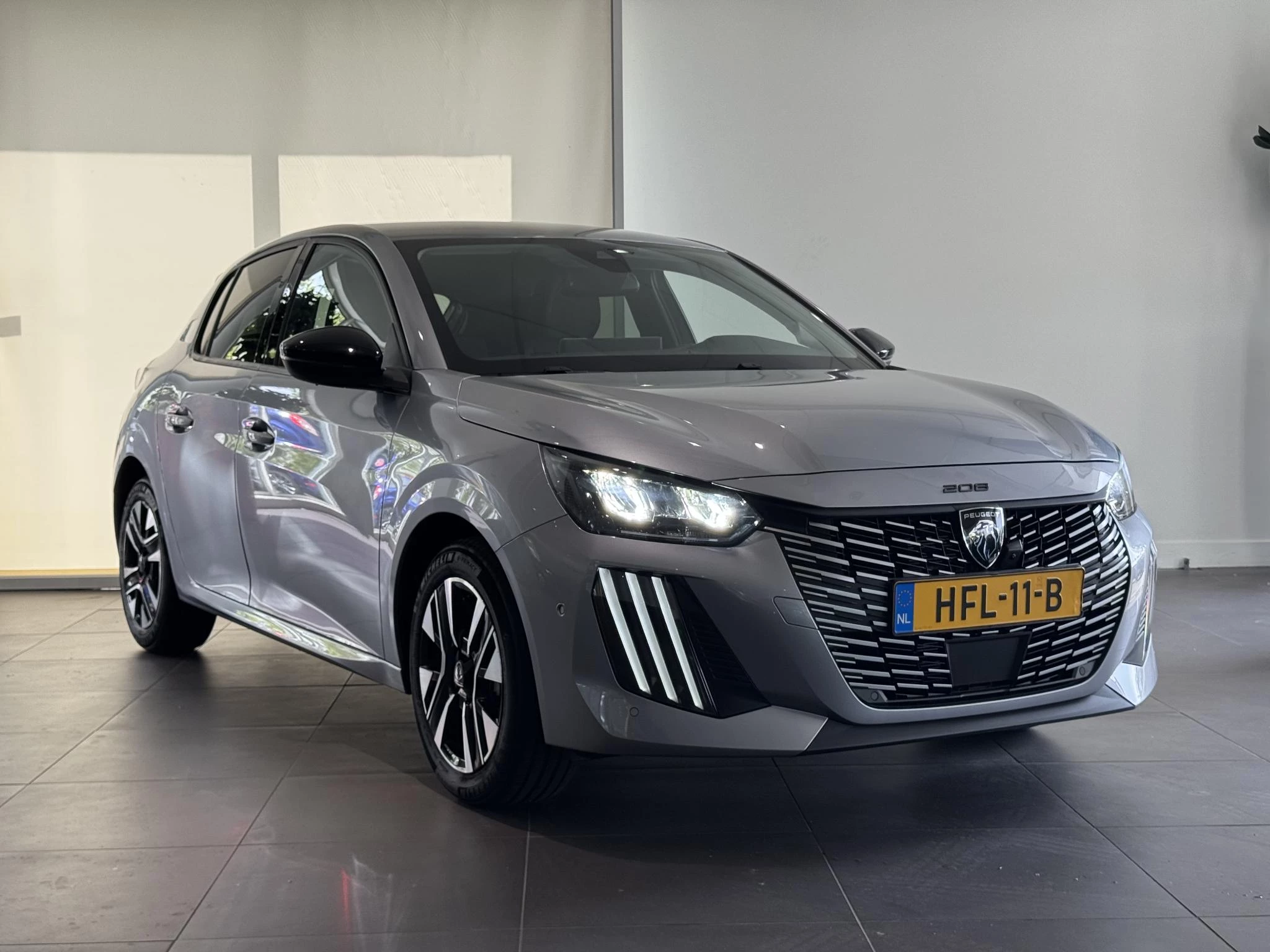 Peugeot-208-image-3