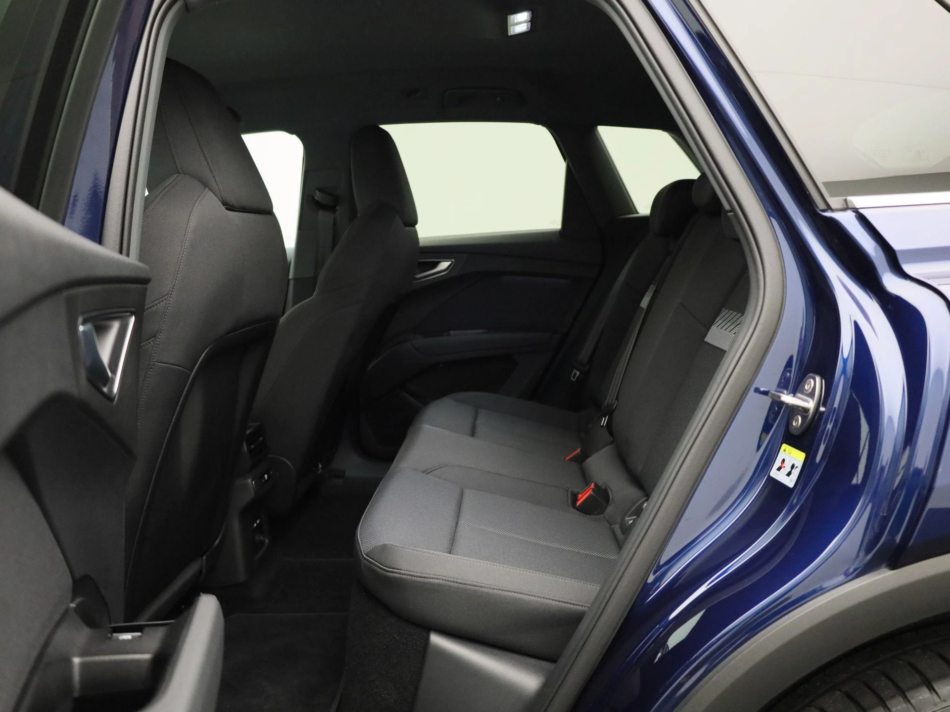 Audi-Q4 e-tron-image-11