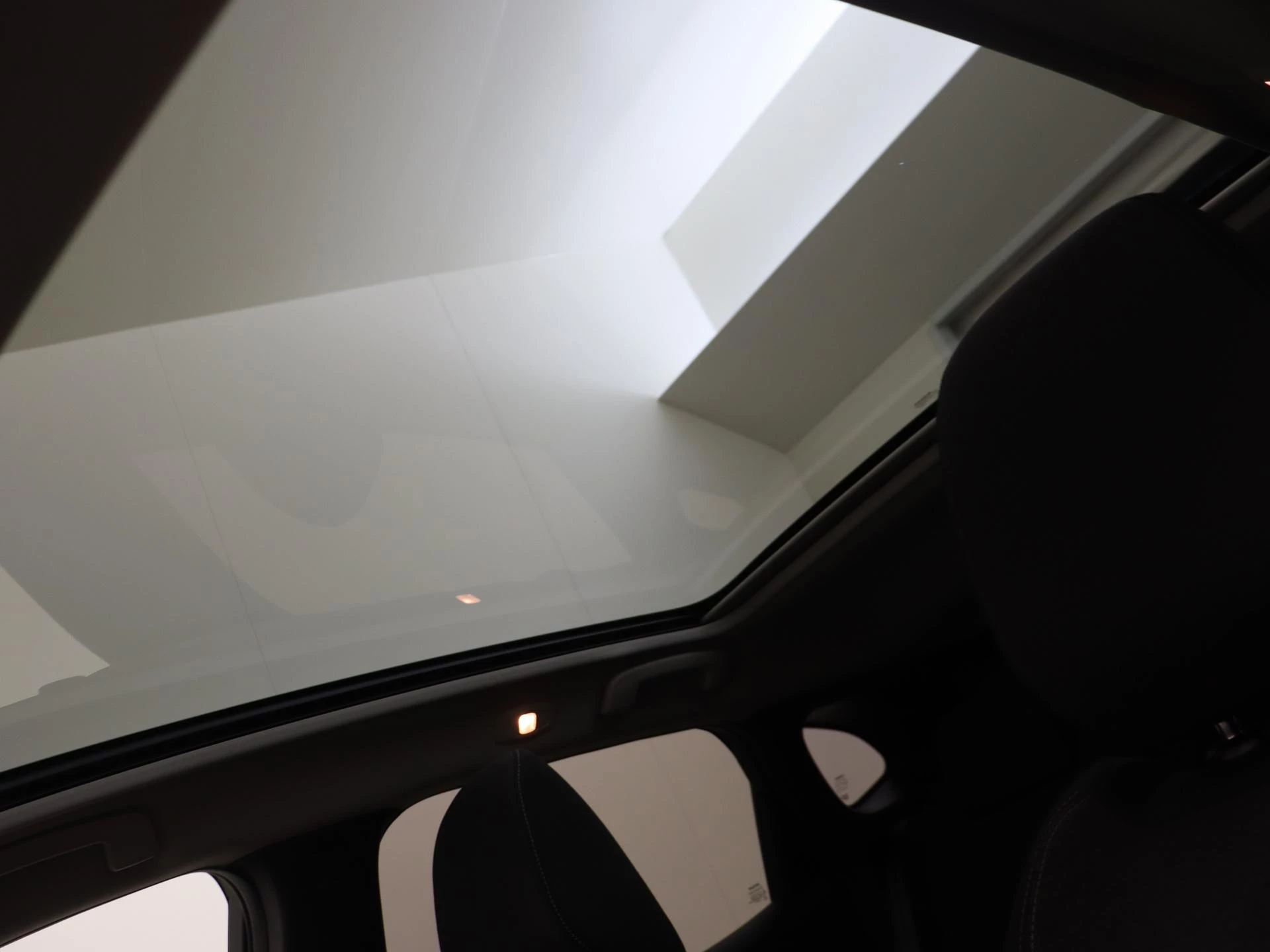 Nissan-QASHQAI-image-24