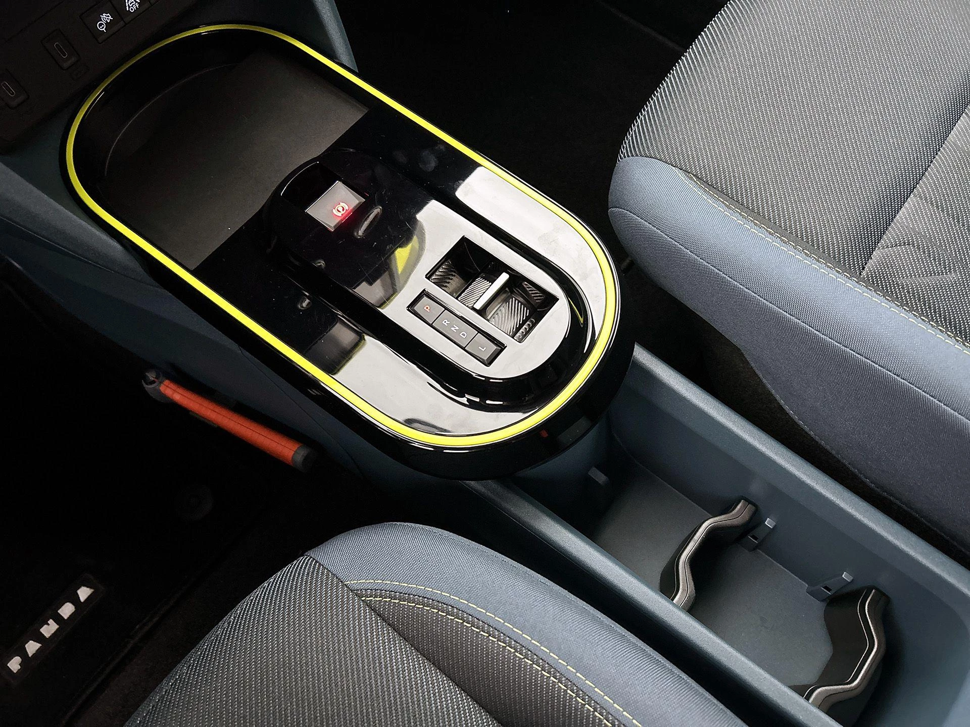 Fiat Grande Panda 1.2 Hybrid ICON