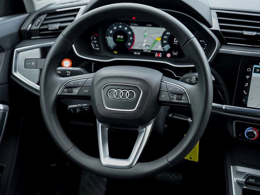 Audi Q3 Sportback 35 TFSI S line AHK ACC GWF