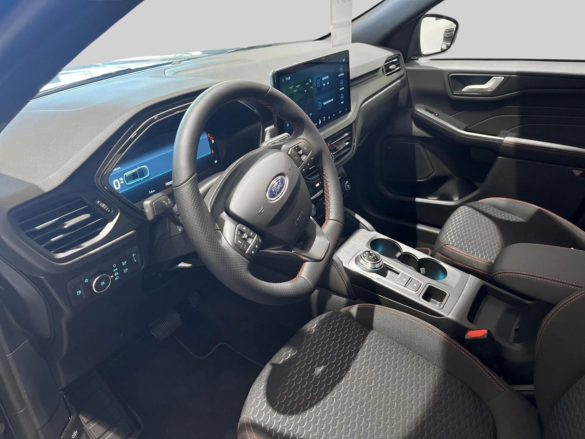 Ford Kuga 2.5i PHEV ST-Line - Driver Assist - Winterpack