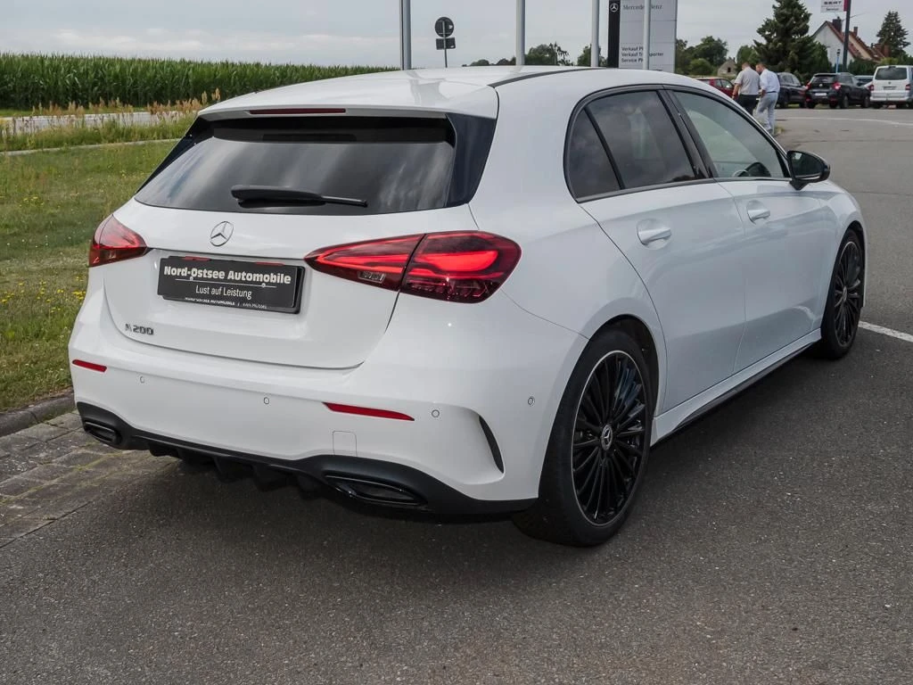 Mercedes-Benz-A-Klasse 200-image-5