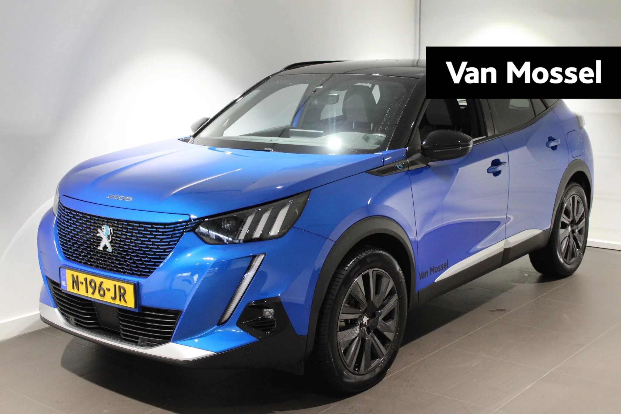 Peugeot-e-2008-image-0