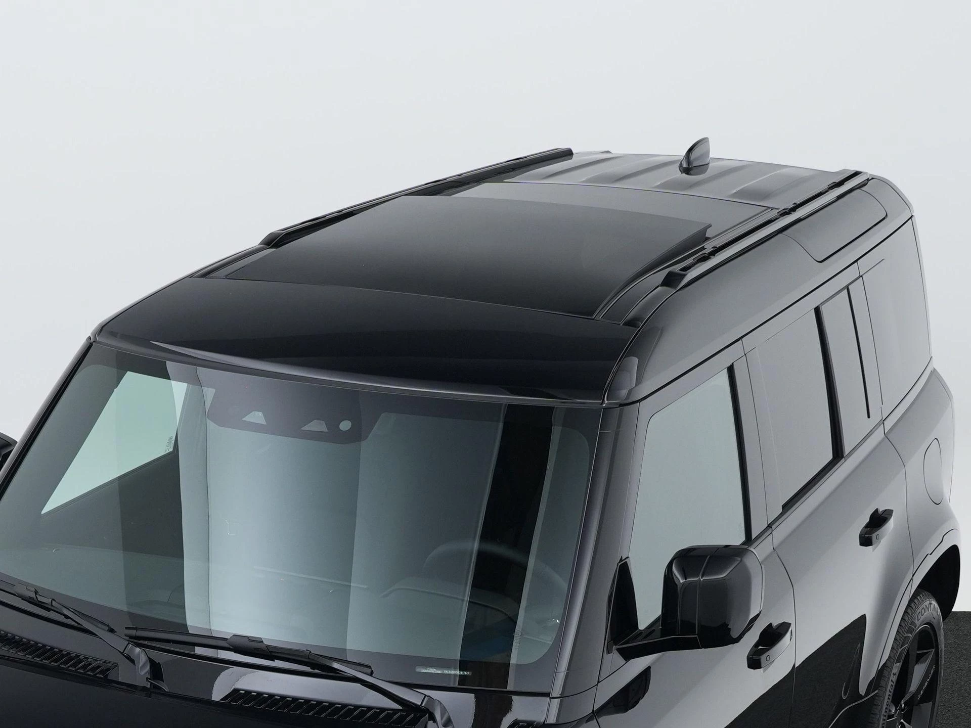 Land Rover-Defender-image-48