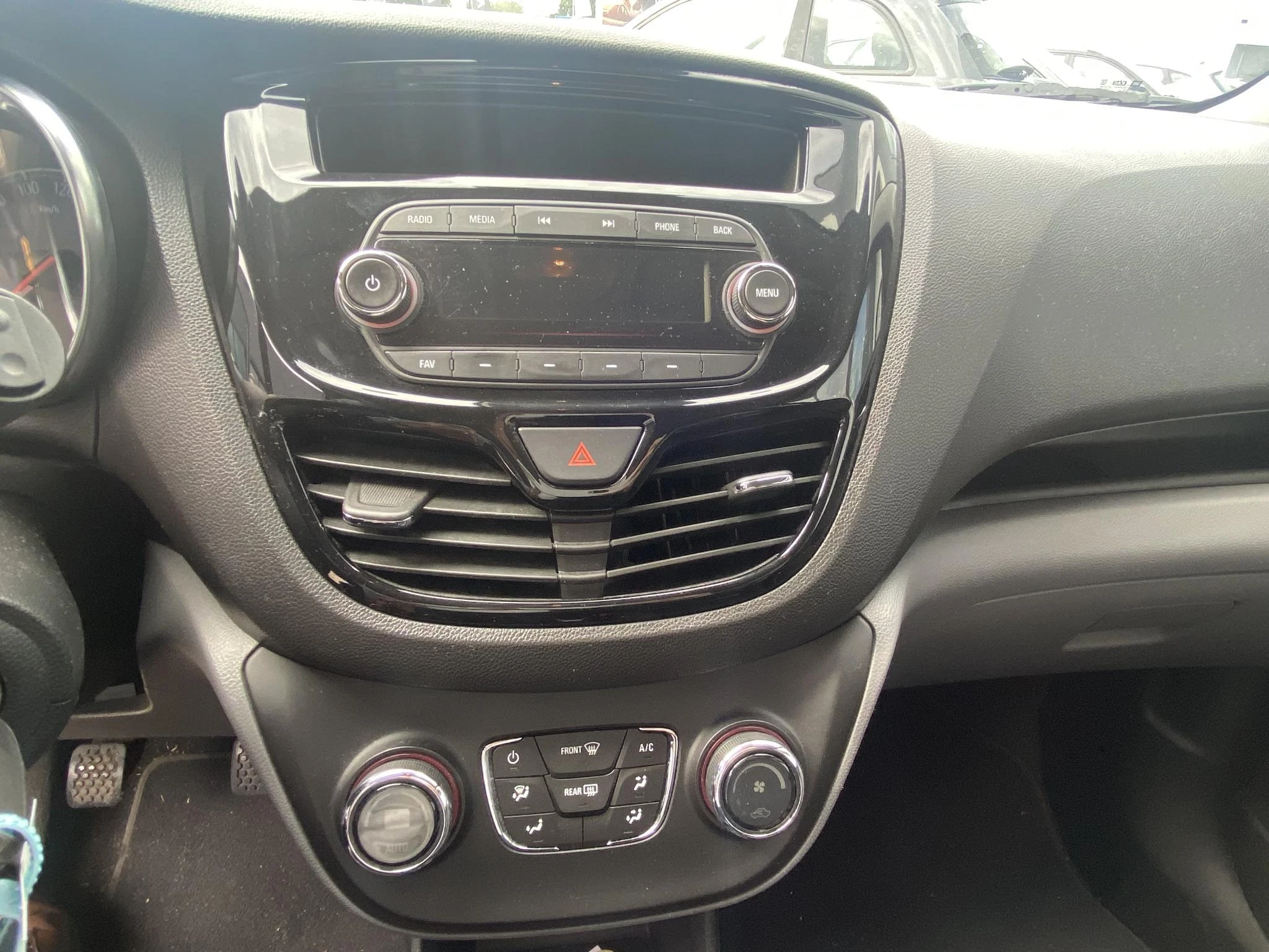 Opel-KARL-image-7