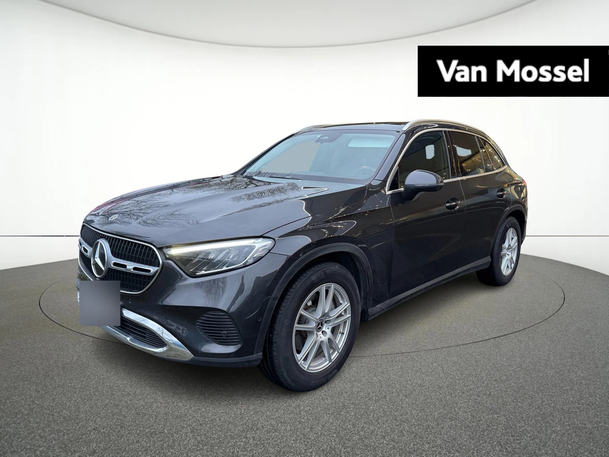 Mercedes-Benz-GLC-image-0