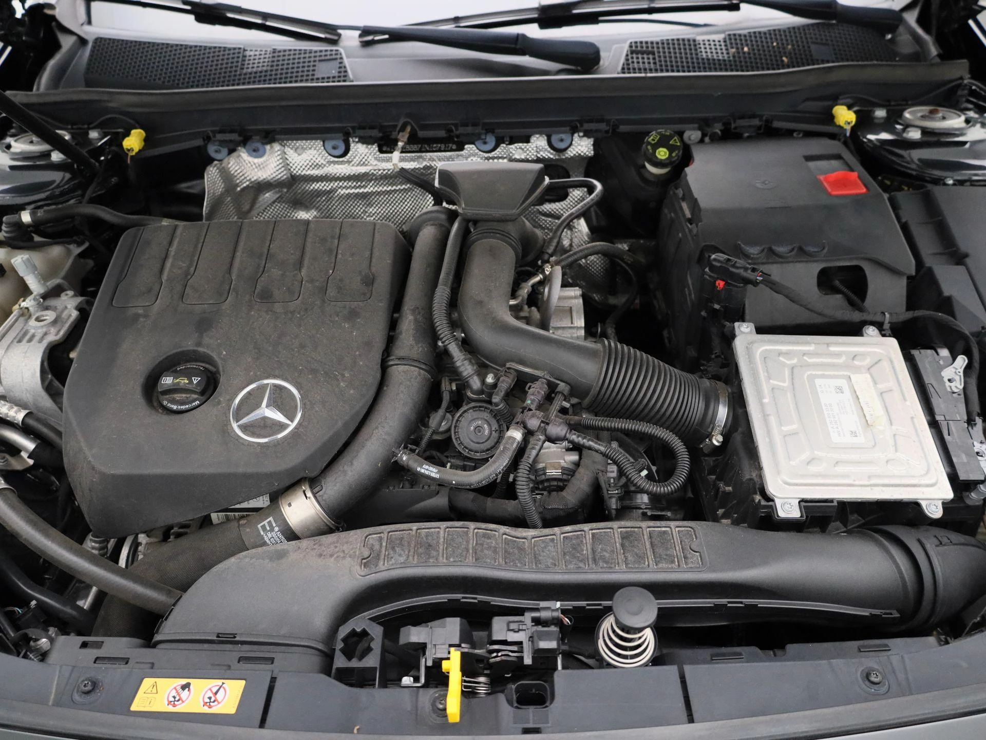 Mercedes-Benz CLA Shooting Brake 200 Premium Plus