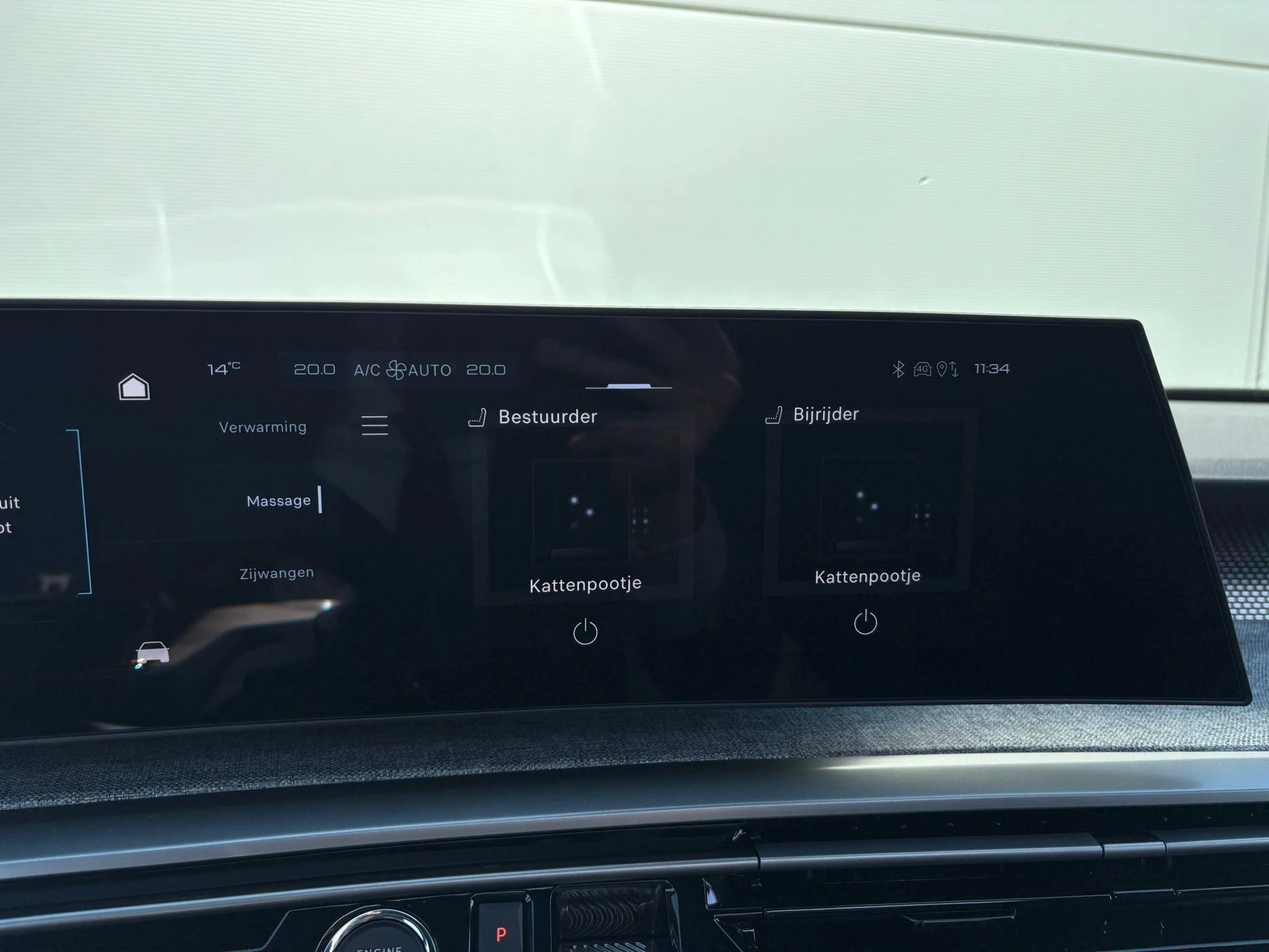 Peugeot-e-5008-image-17