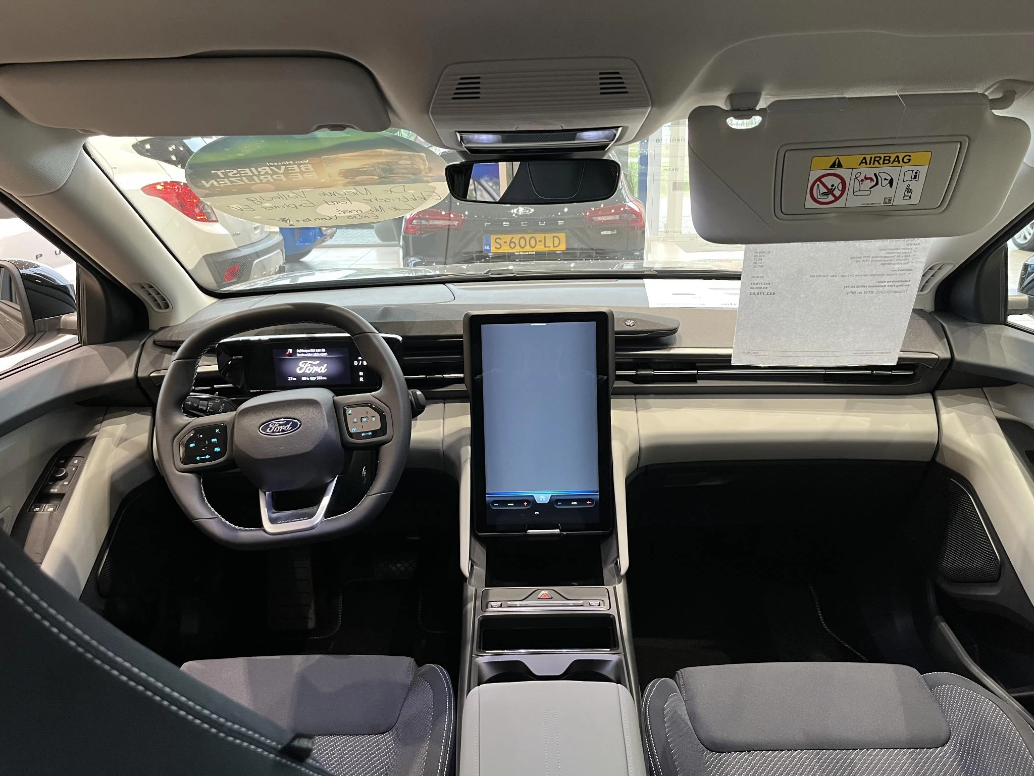 Ford-Explorer-image-1