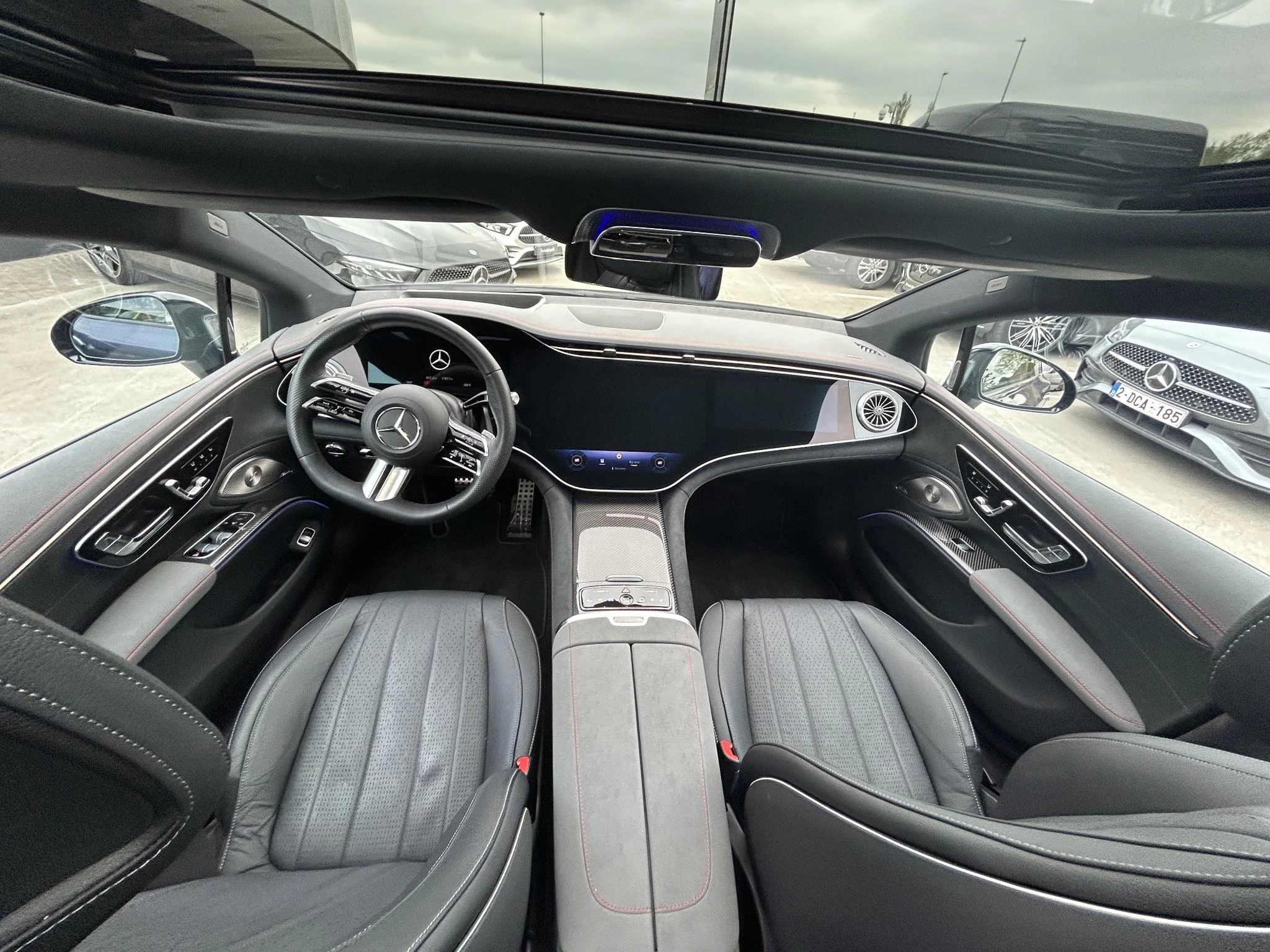 Mercedes-Benz-EQS-image-8