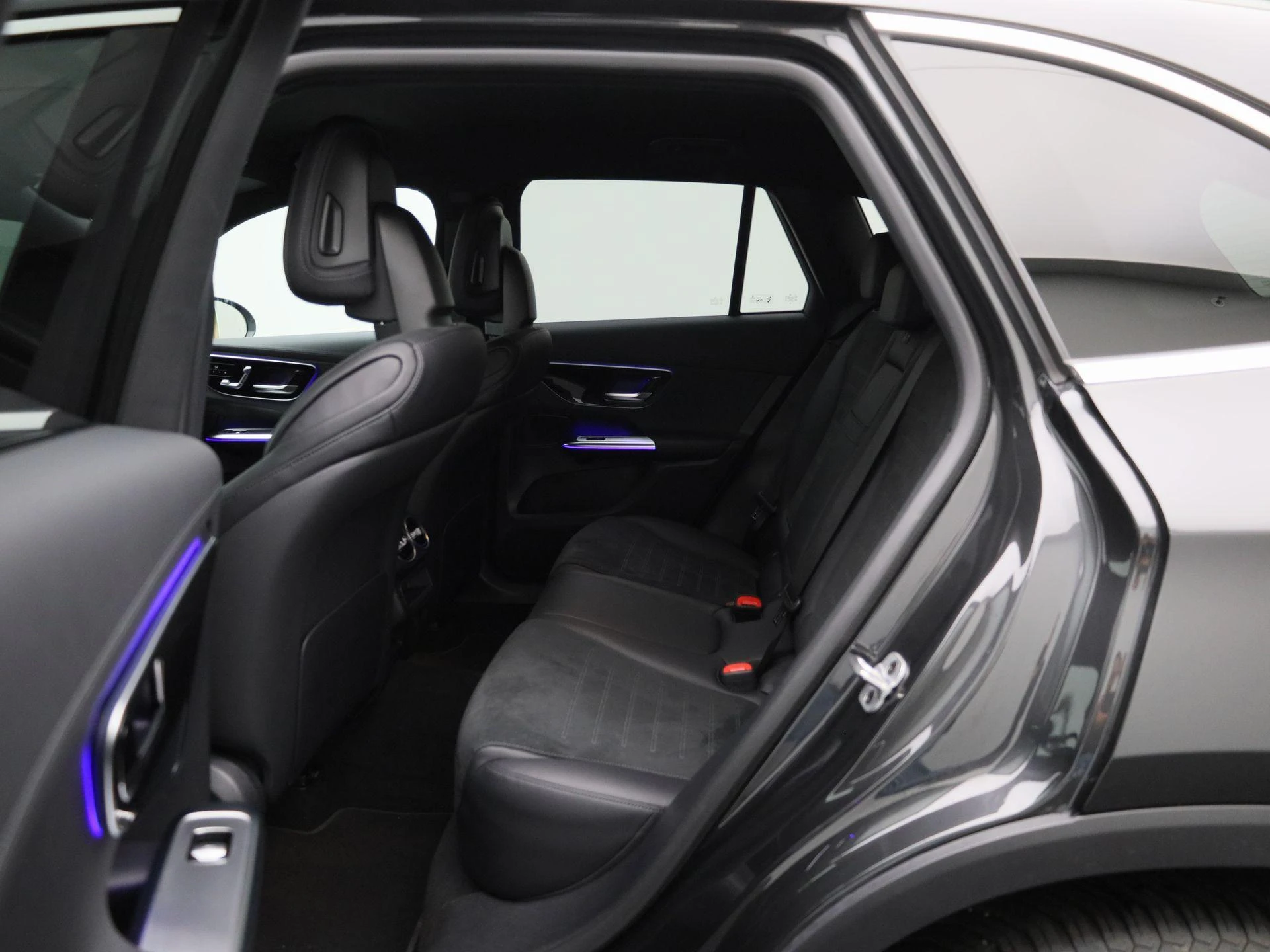 Mercedes-Benz-GLC-image-9