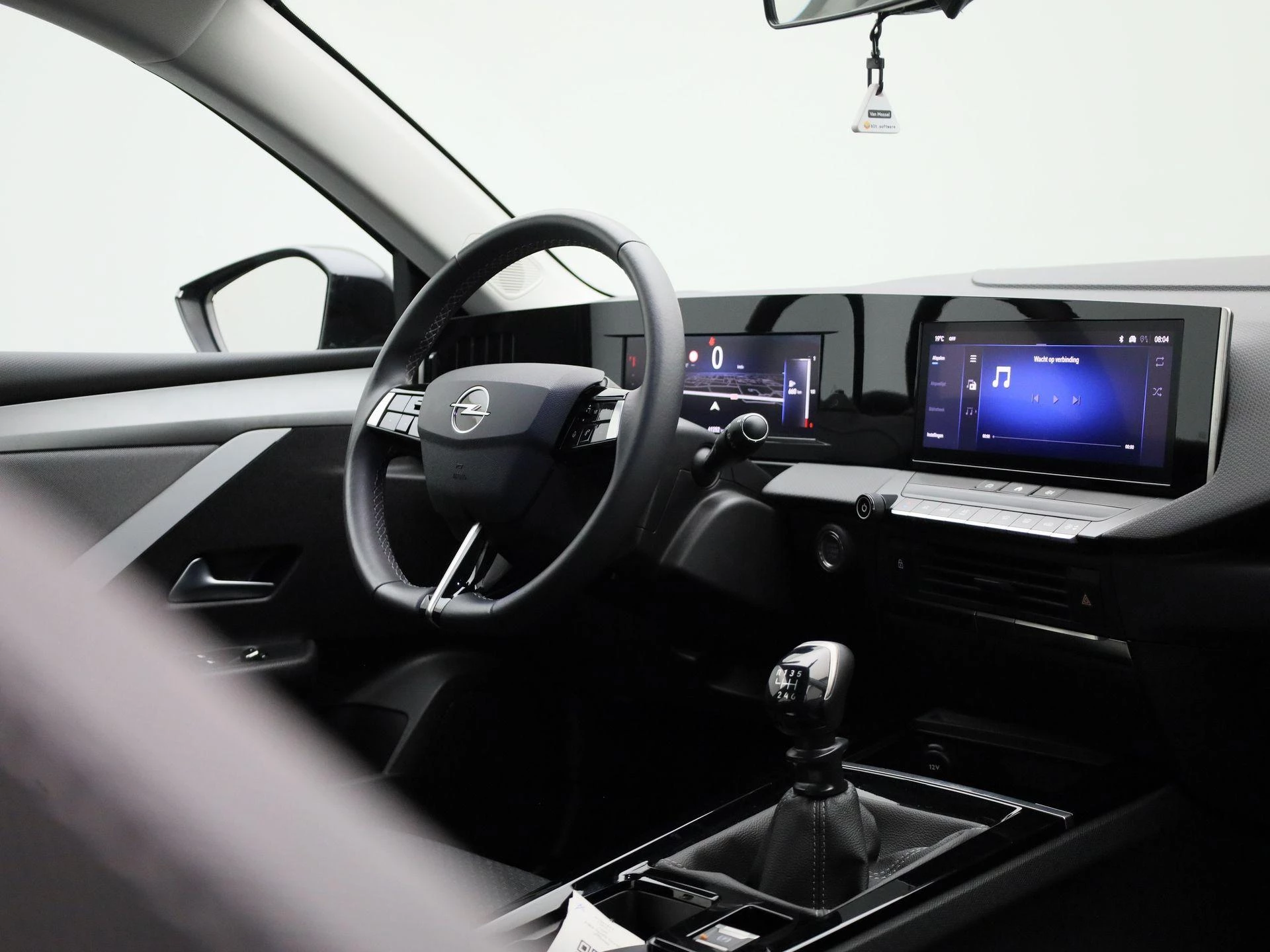 Opel-Astra-image-33
