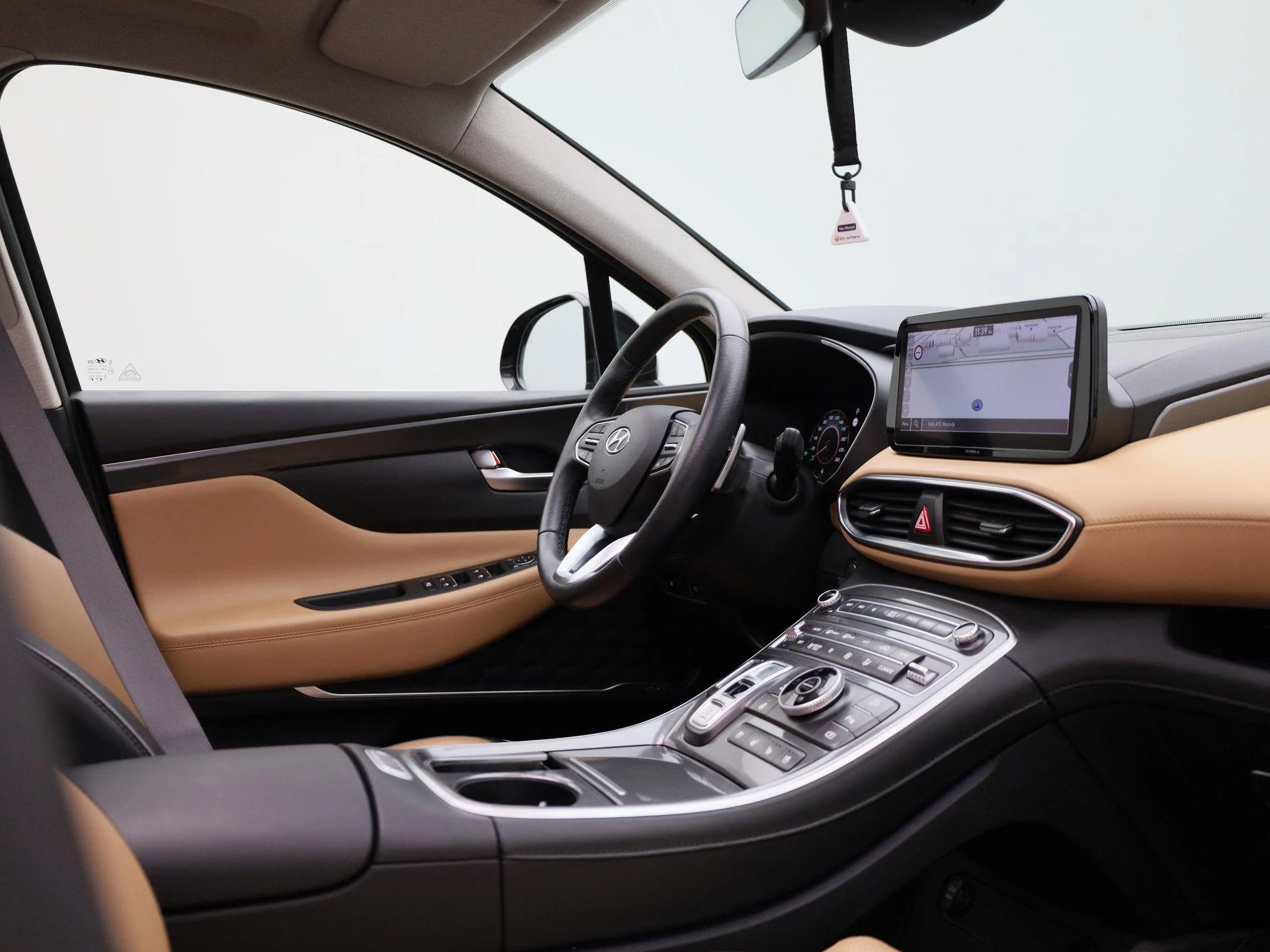 Hyundai Santa Fe 1.6 T-GDi Plug-in Hybrid 4x4 Shine Aut.