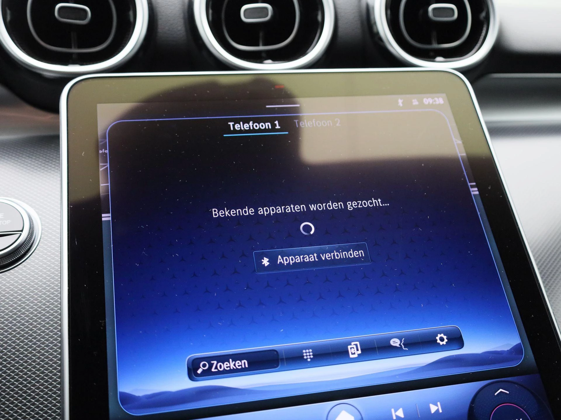 Mercedes-Benz-C-Klasse-image-25