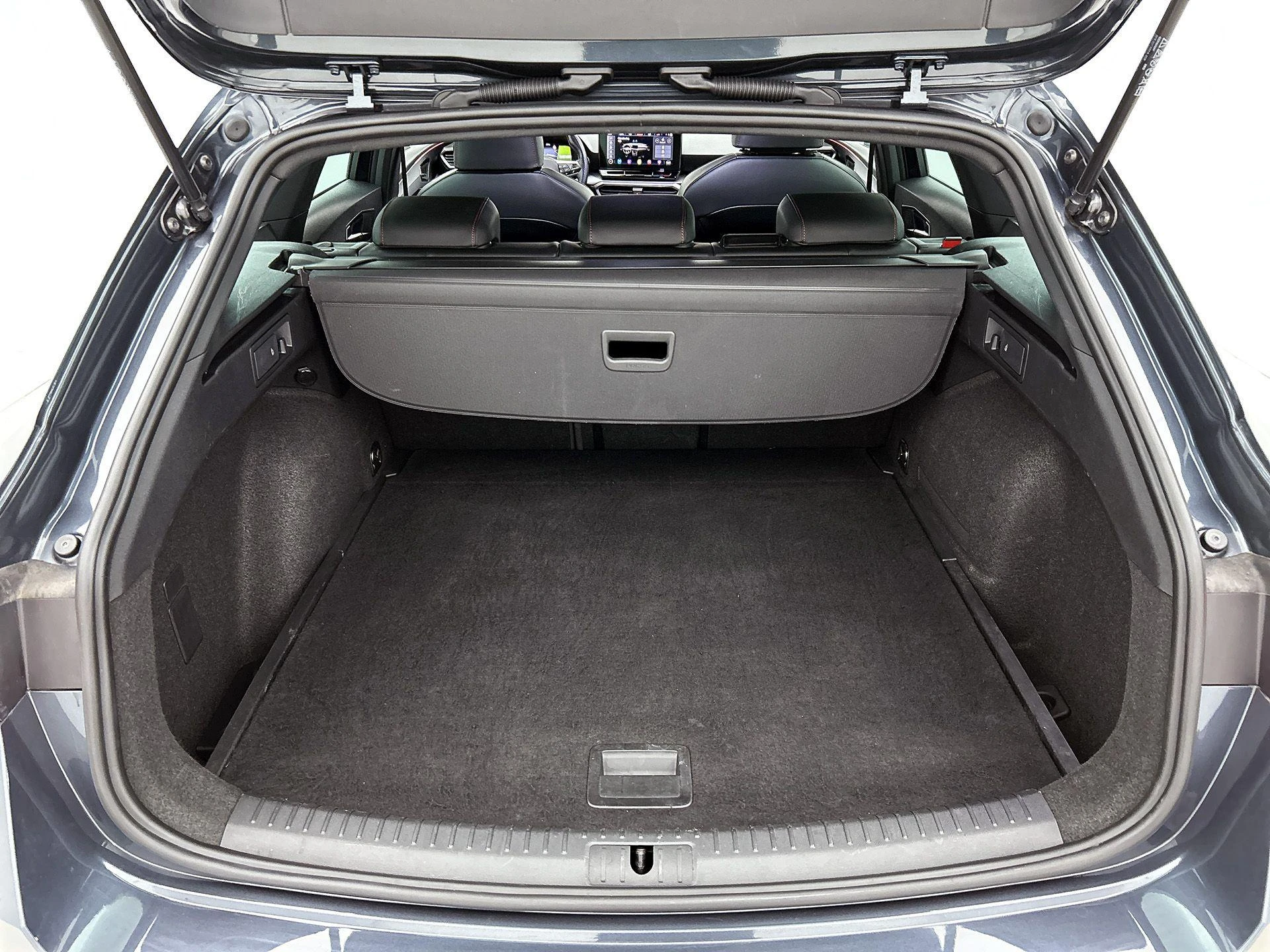 SEAT-Leon-image-23