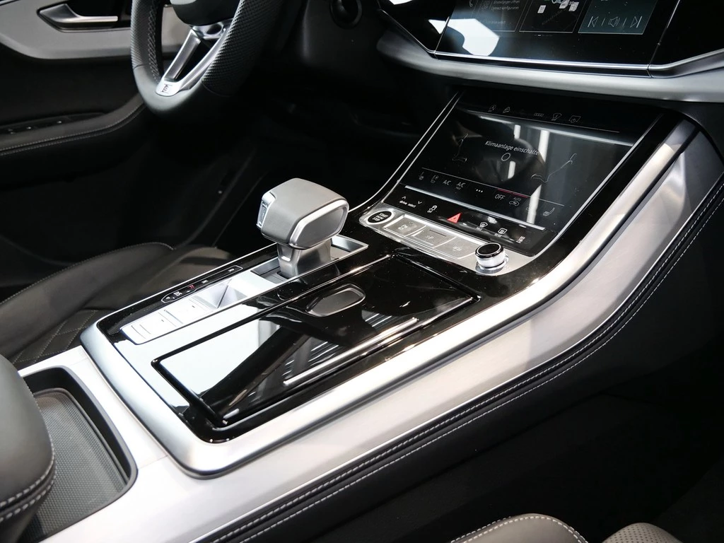 Audi Q7 UPE br. 136.245,- SUV S line quattro TDI 210 kW / 286 PS ALP