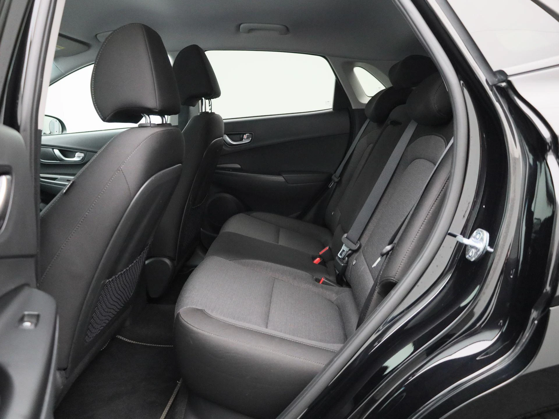 Hyundai-Kona-image-11