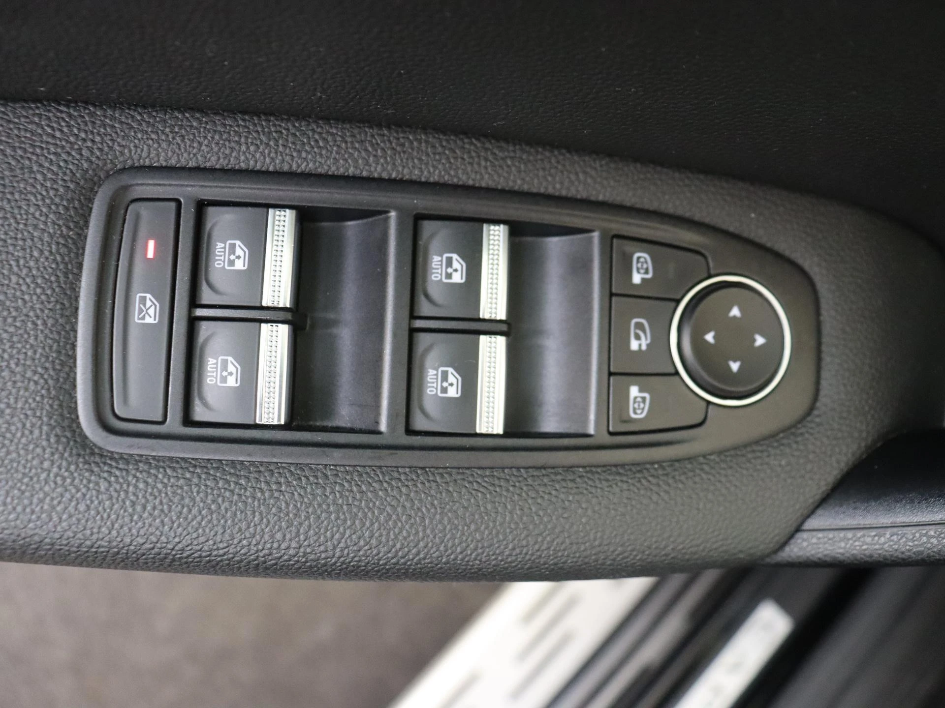 Renault-Captur-image-25