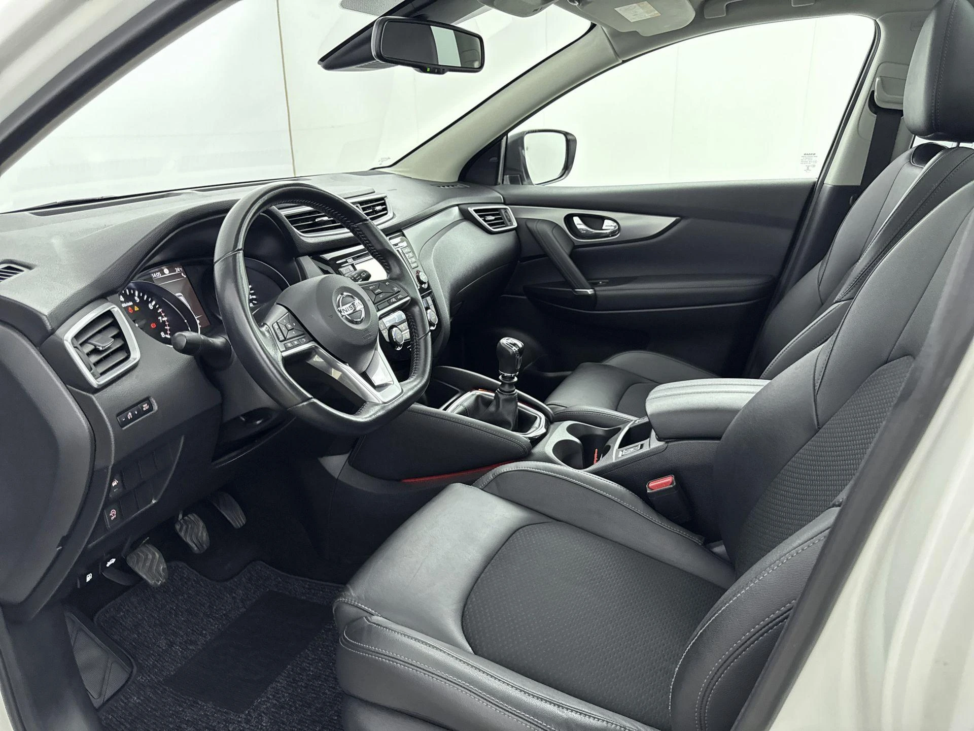 Nissan-QASHQAI-image-17