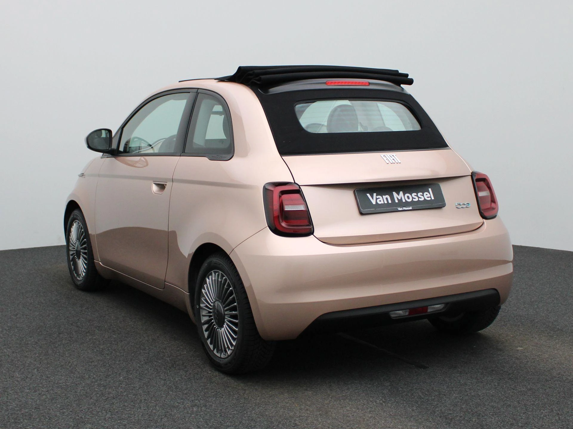 Fiat-500C-image-1