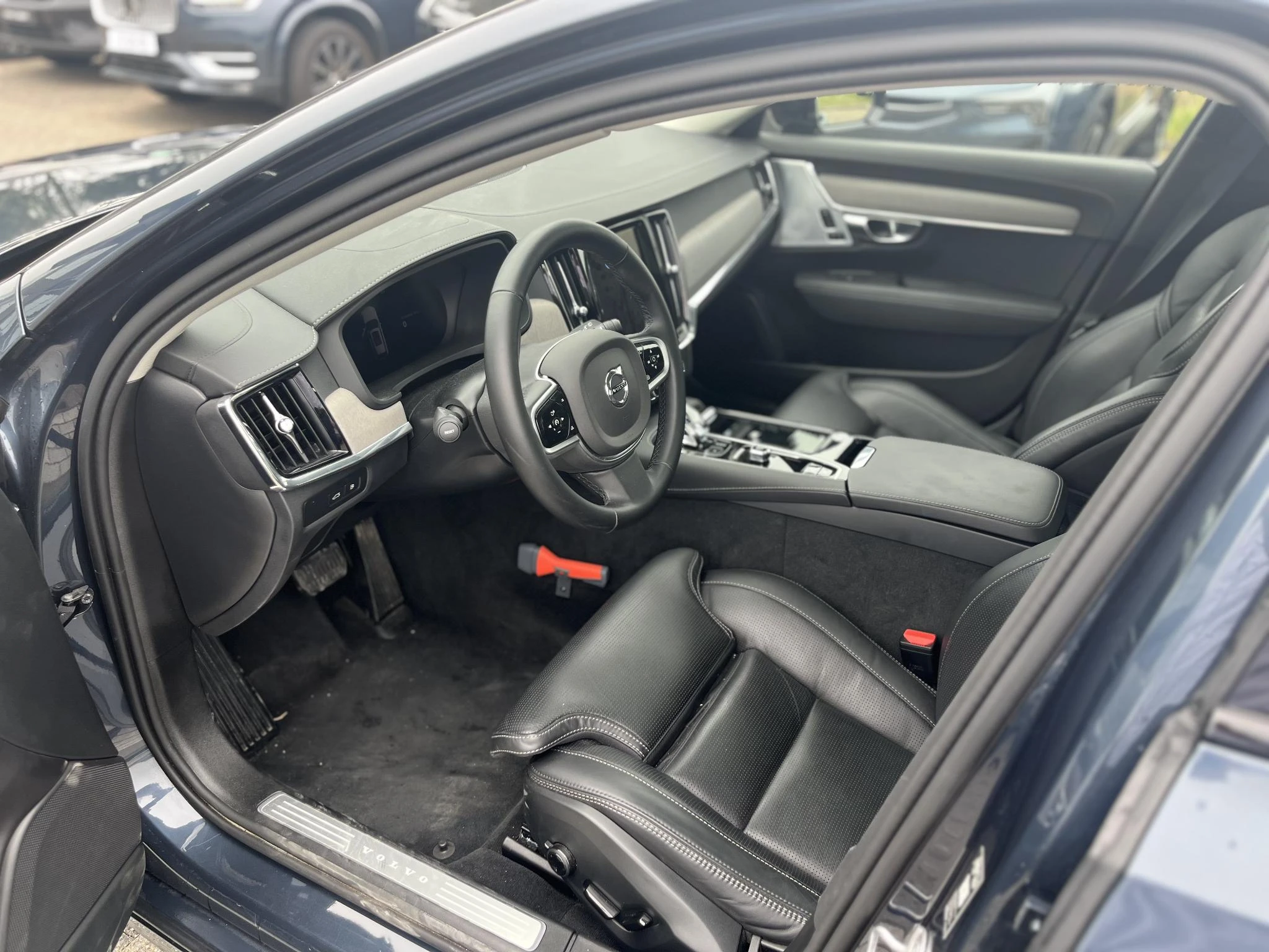 Volvo-V90-image-6