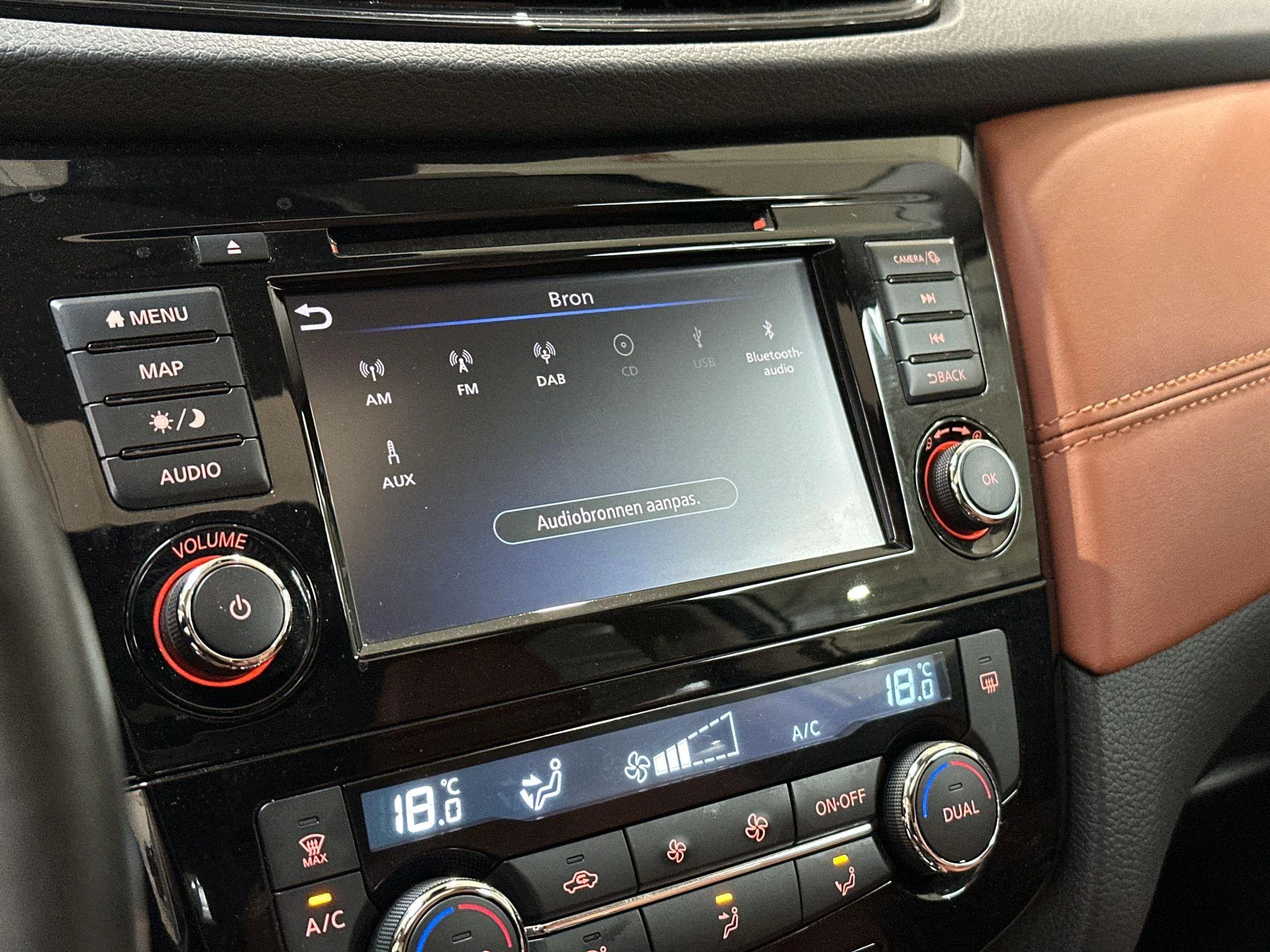 Nissan-X-Trail-image-10