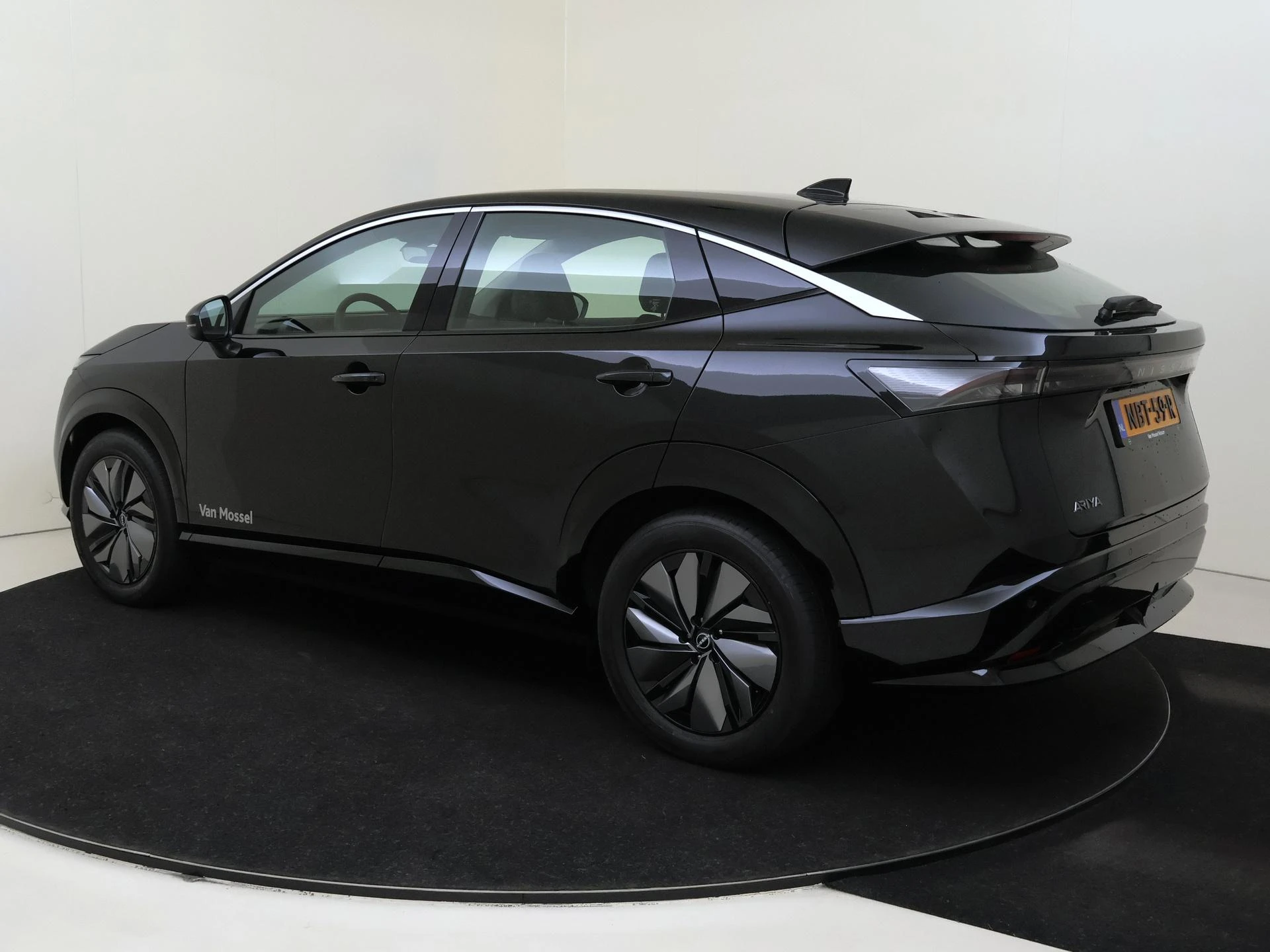 Nissan-ARIYA-image-2