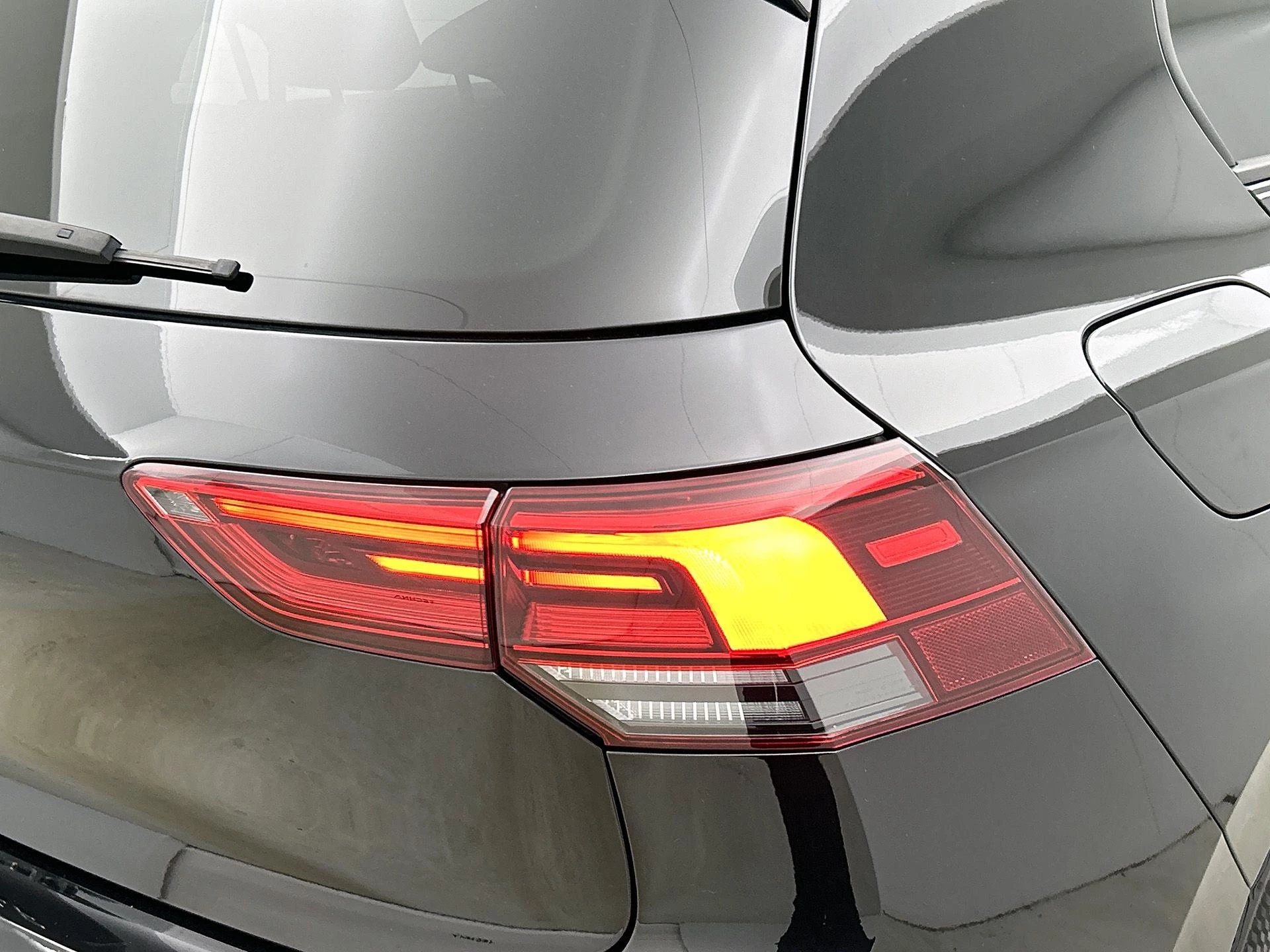 Volkswagen-Golf-image-29