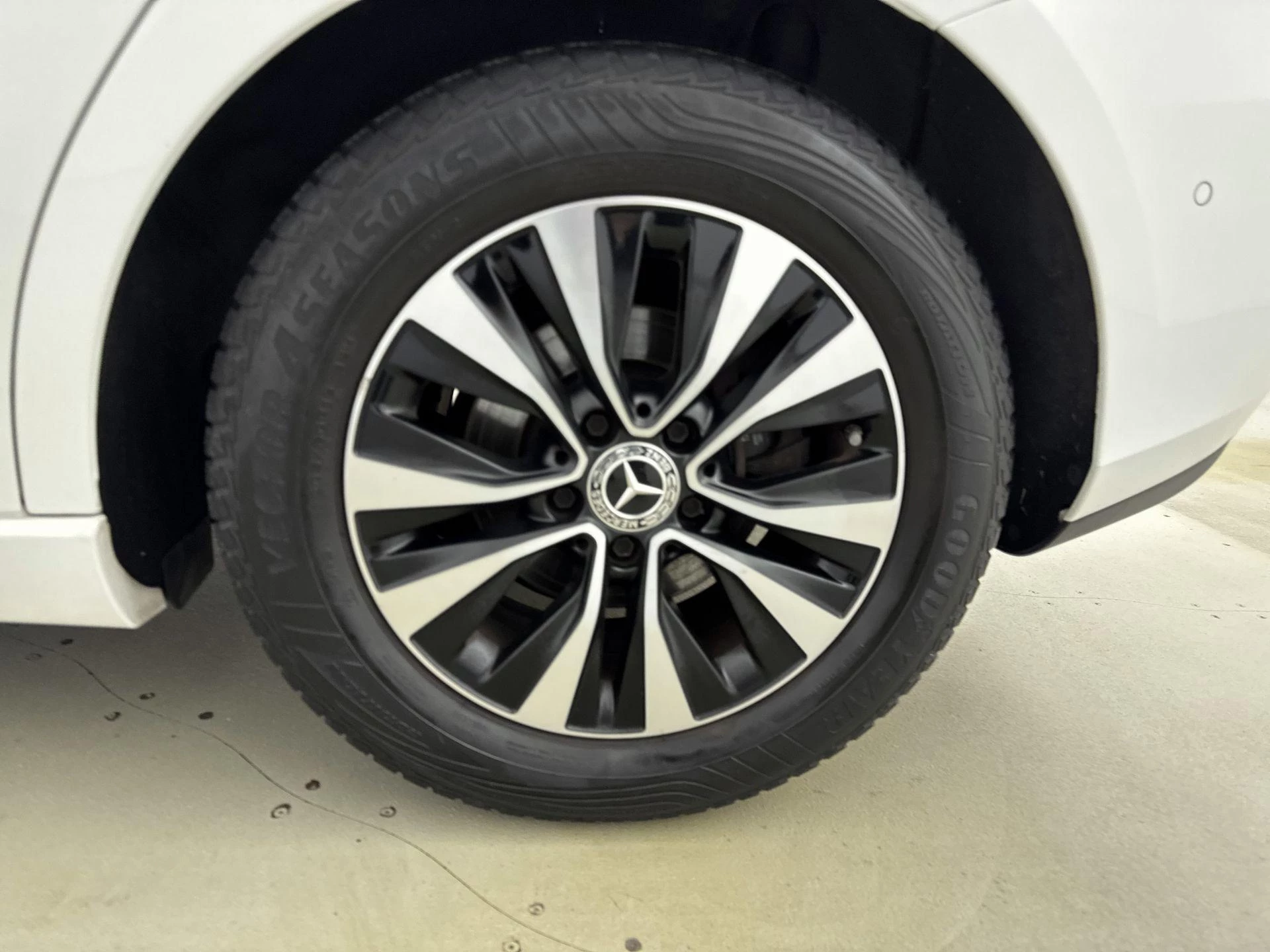 Mercedes-Benz B-Klasse 180 Business Solution